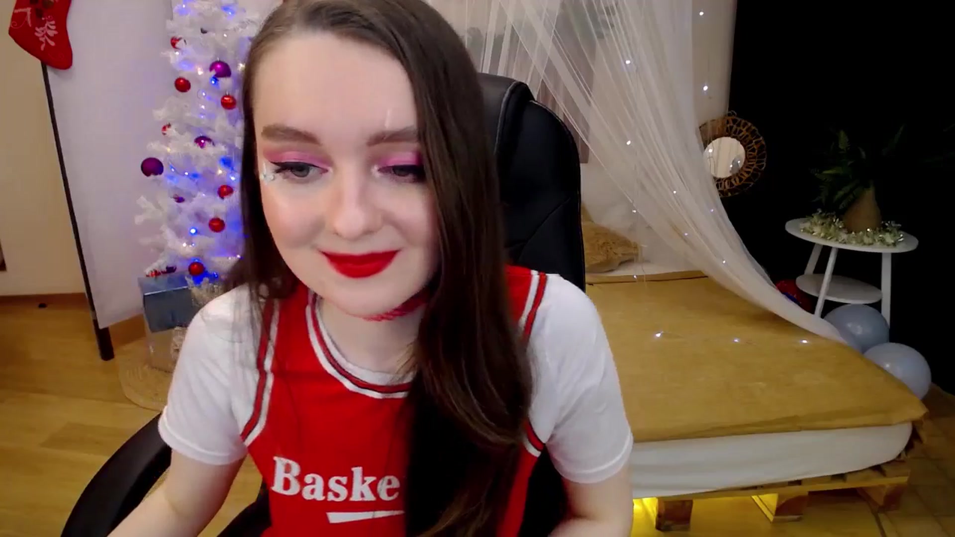 Gallery image thumbnail from Milim_Nava's myfreecams stream on, 12/23/2024, 23:46 image 4 of 20