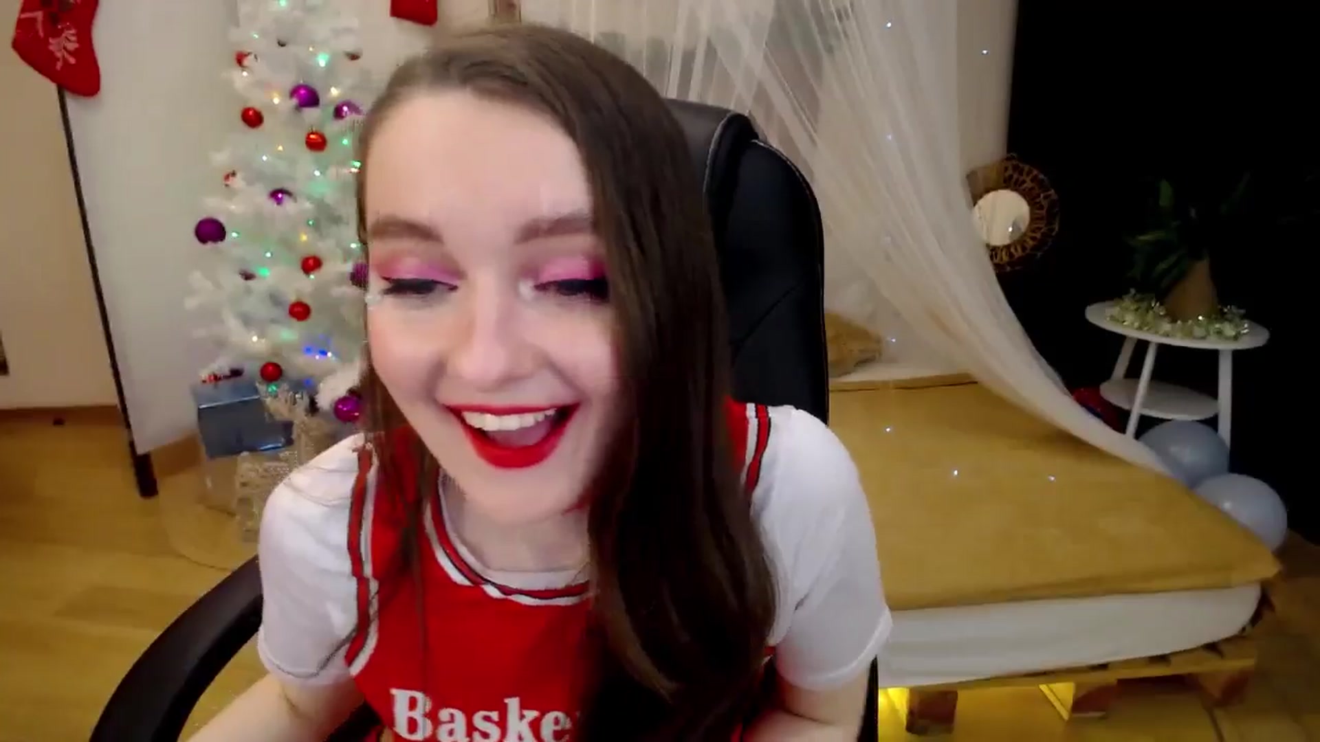 Gallery image thumbnail from Milim_Nava's myfreecams stream on, 12/23/2024, 23:46 image 11 of 20