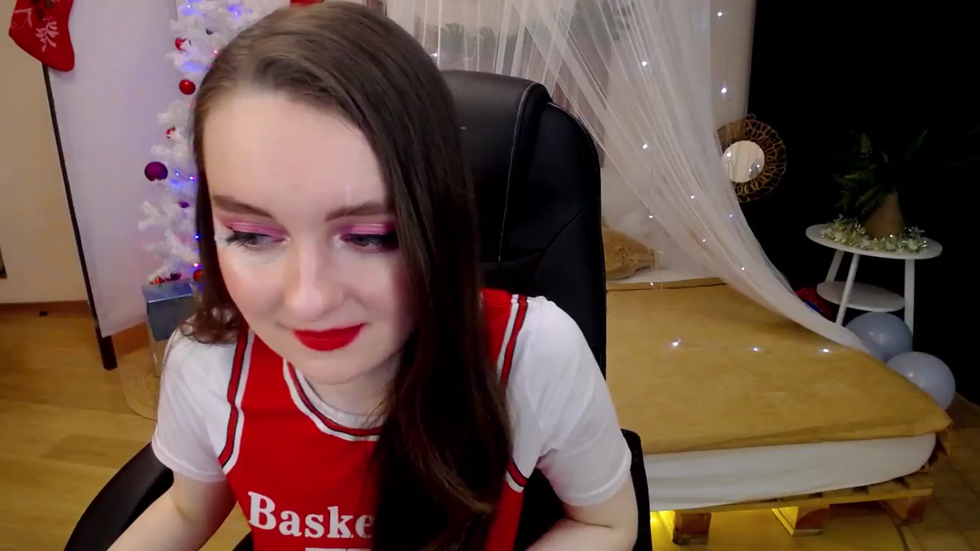 Gallery image thumbnail from Milim_Nava's myfreecams stream on, 12/23/2024, 23:46 image 6 of 20