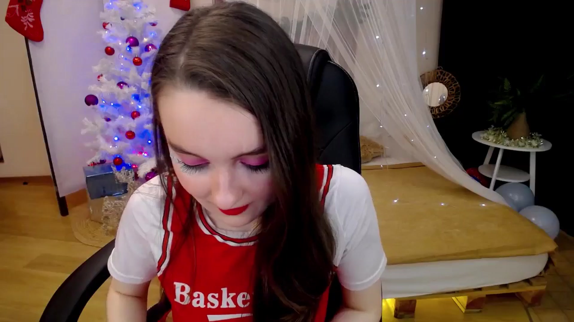 Gallery image thumbnail from Milim_Nava's myfreecams stream on, 12/23/2024, 23:46 image 12 of 20