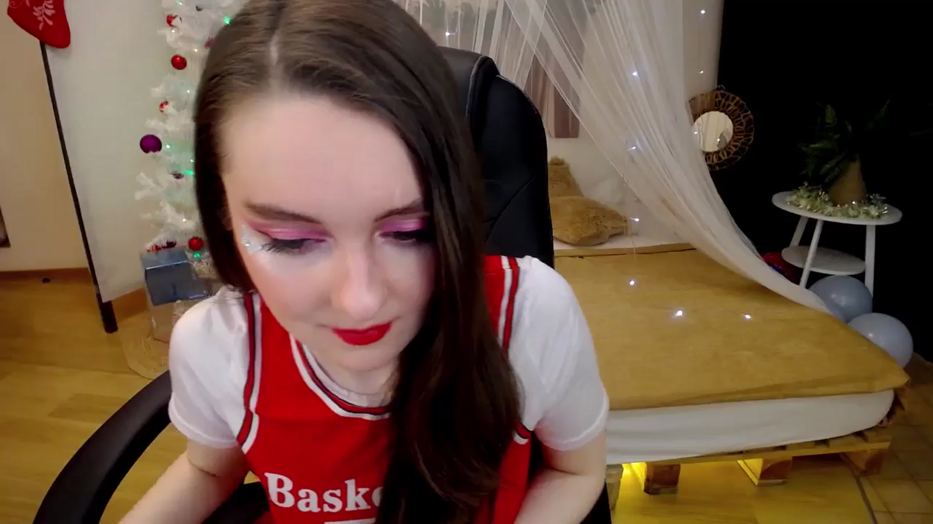 Gallery image thumbnail from Milim_Nava's myfreecams stream on, 12/24/2024, 02:20 image 3 of 20