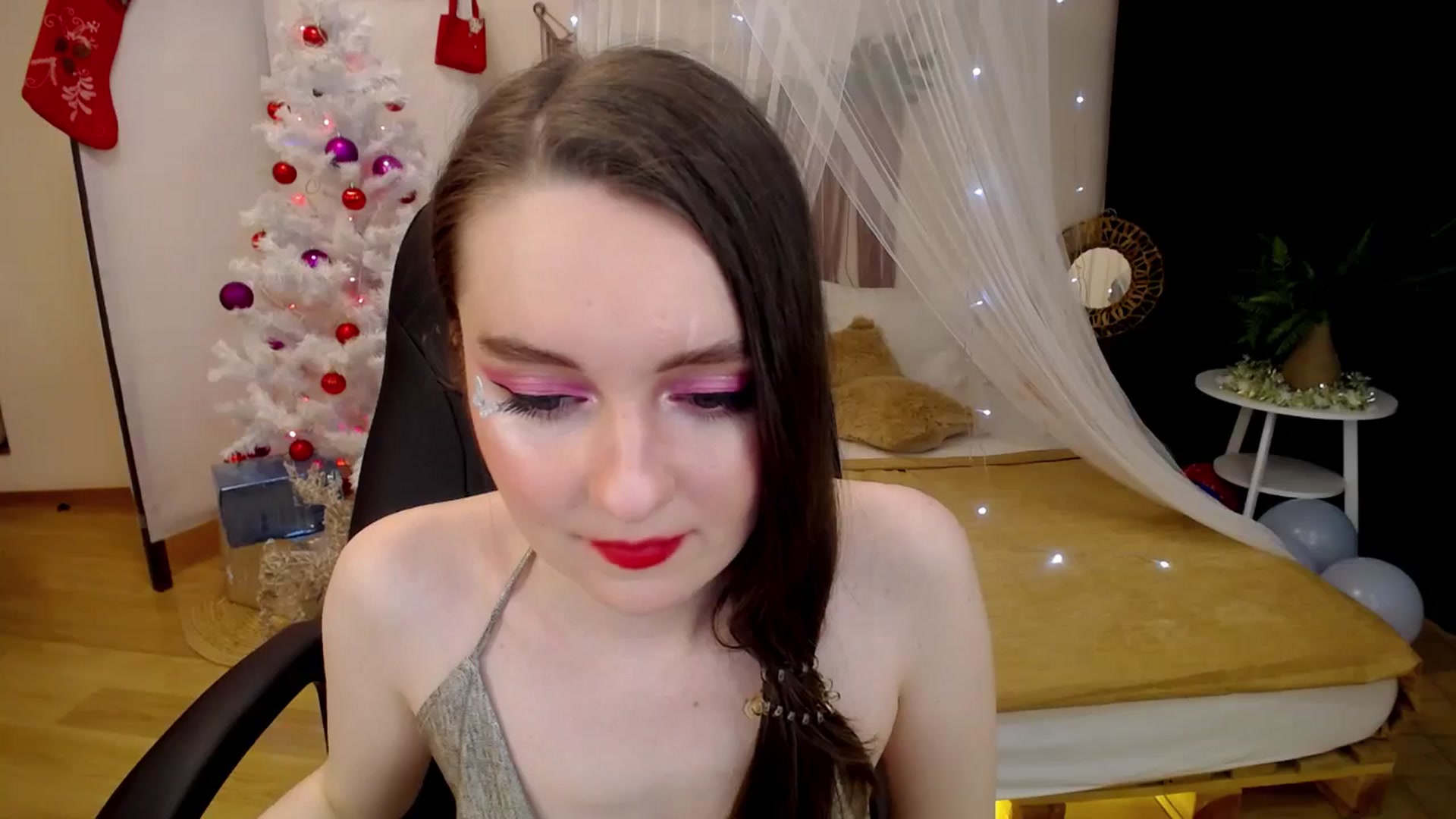 Gallery image thumbnail from Milim_Nava's myfreecams stream on, 12/24/2024, 02:20 image 7 of 20