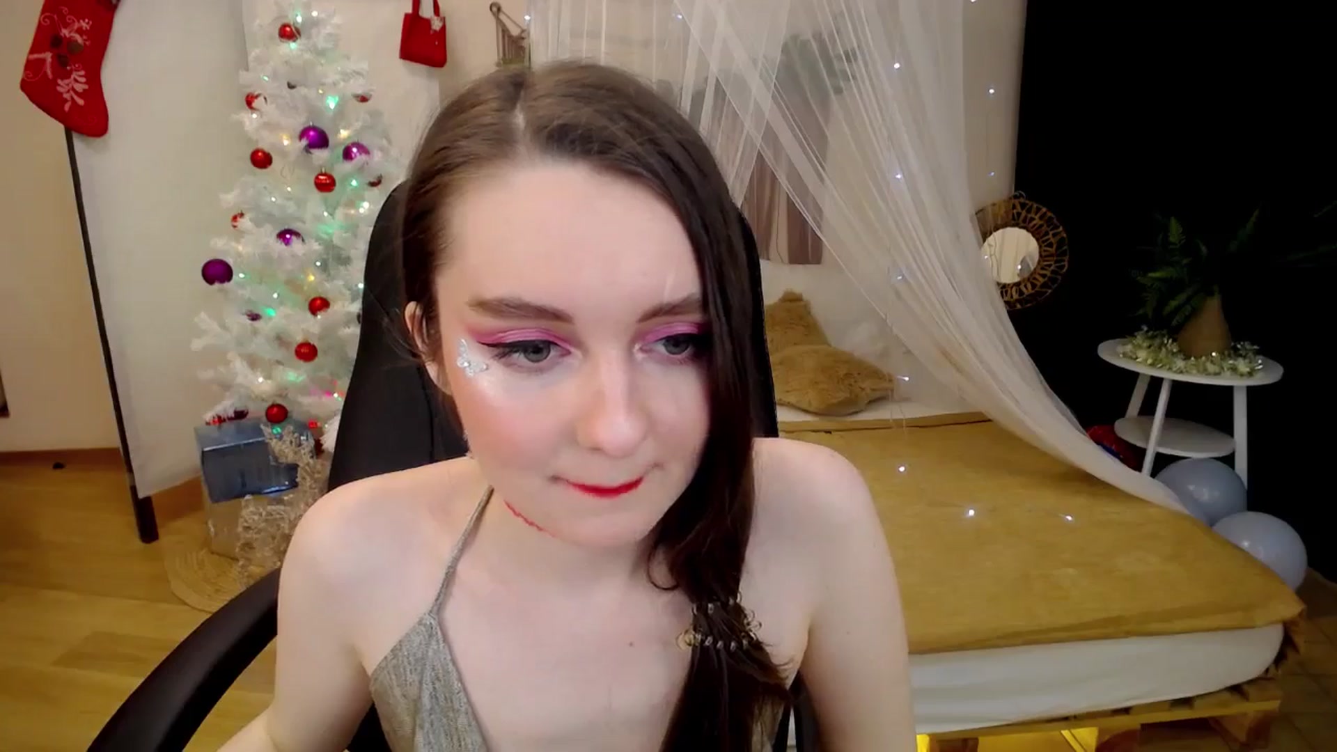 Gallery image thumbnail from Milim_Nava's myfreecams stream on, 12/24/2024, 02:20 image 8 of 20