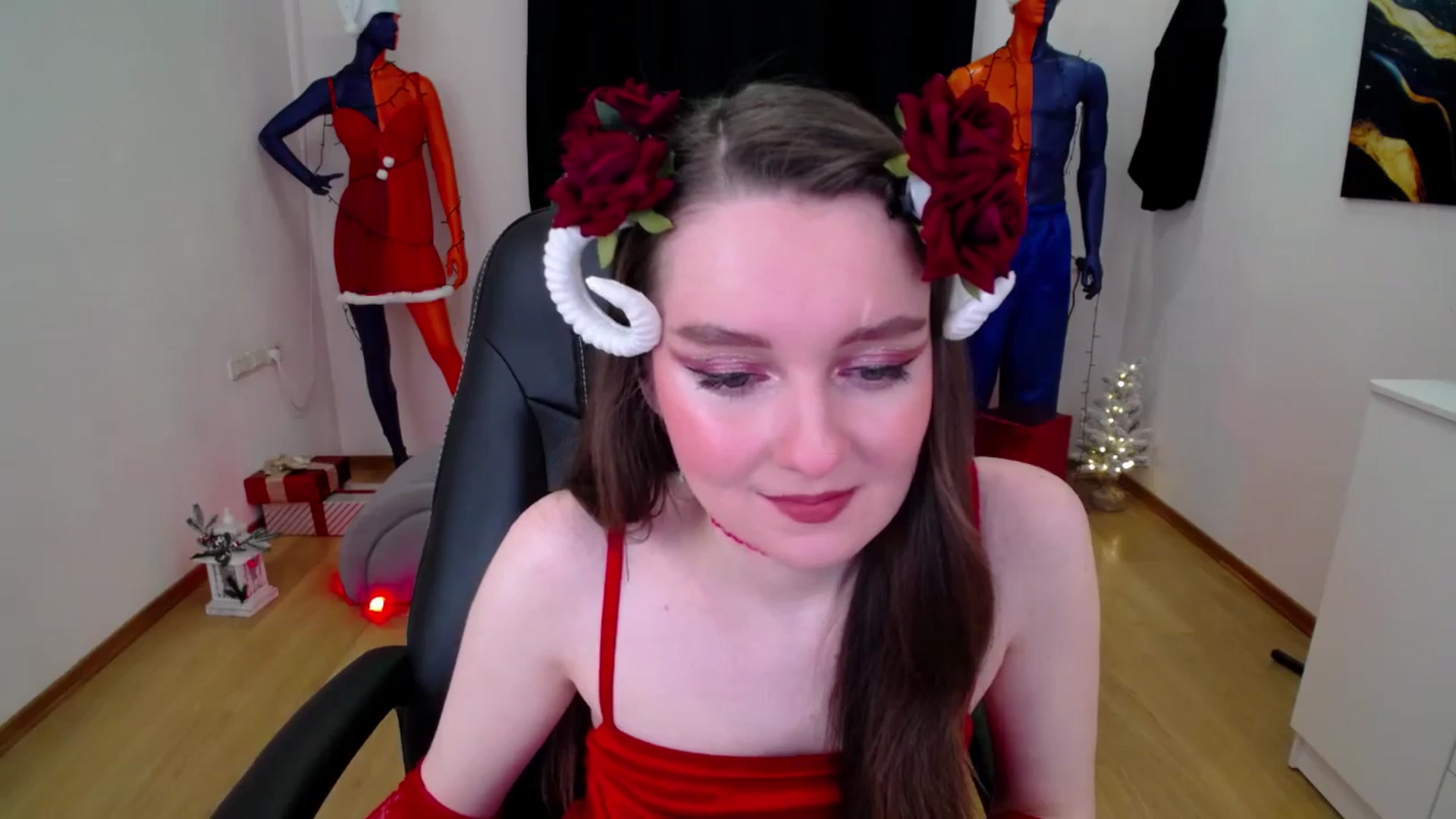 Gallery image thumbnail from Milim_Nava's myfreecams stream on, 12/24/2024, 18:33 image 14 of 20