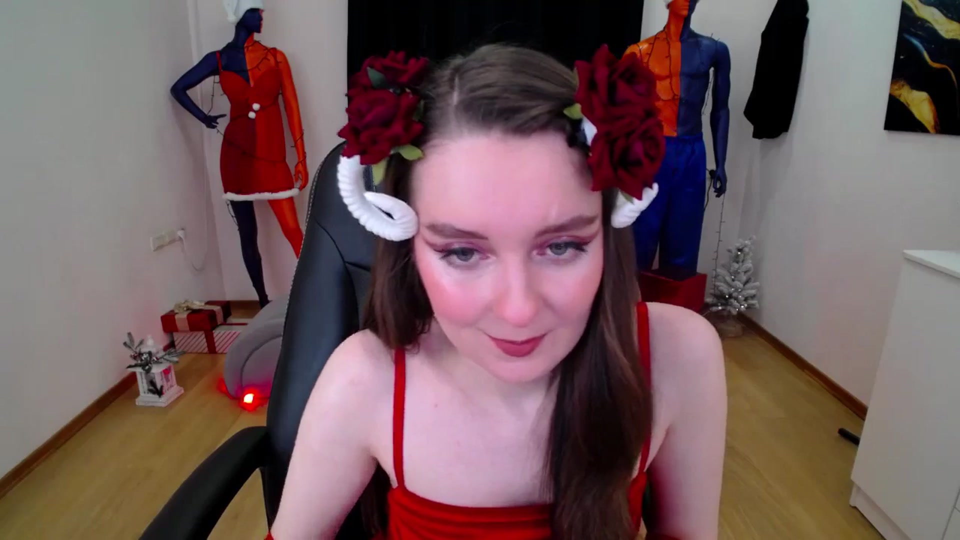 Gallery image thumbnail from Milim_Nava's myfreecams stream on, 12/24/2024, 18:33 image 12 of 20