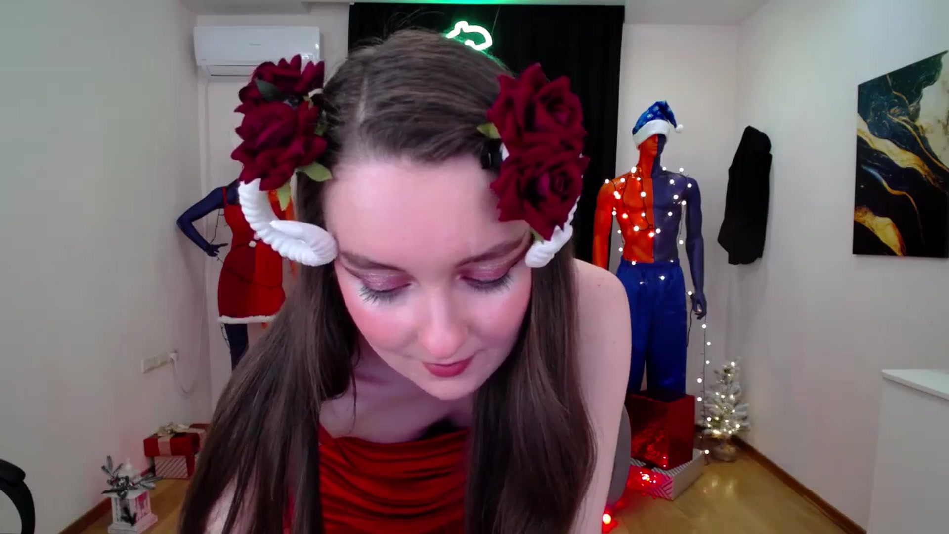 Gallery image thumbnail from Milim_Nava's myfreecams stream on, 12/24/2024, 21:00 image 7 of 20