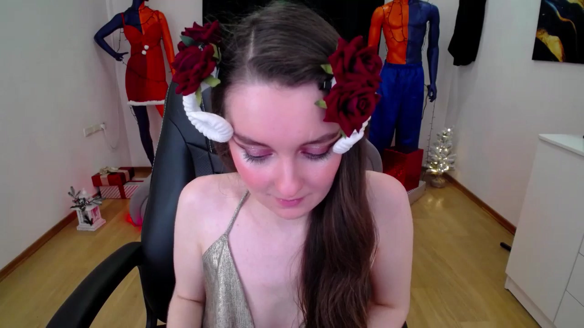 Gallery image thumbnail from Milim_Nava's myfreecams stream on, 12/25/2024, 02:46 image 9 of 20
