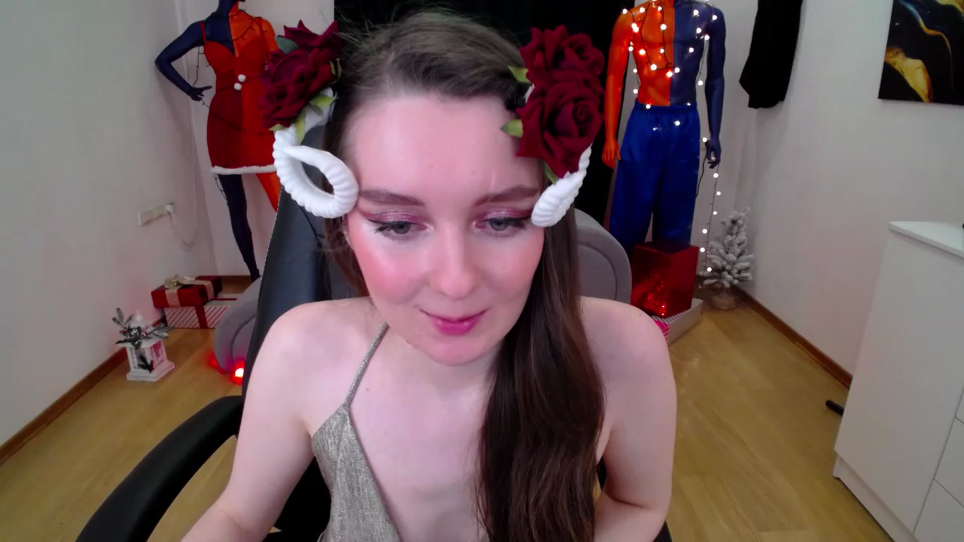 Gallery image thumbnail from Milim_Nava's myfreecams stream on, 12/25/2024, 02:46 image 16 of 20