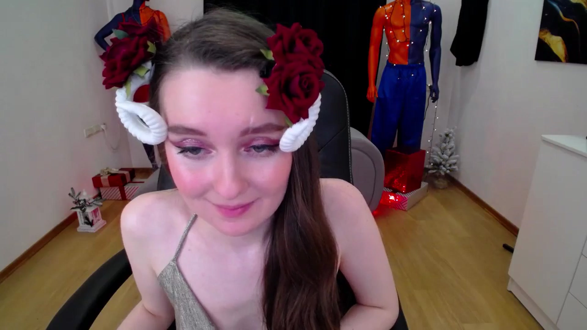 Gallery image thumbnail from Milim_Nava's myfreecams stream on, 12/25/2024, 02:46 image 19 of 20