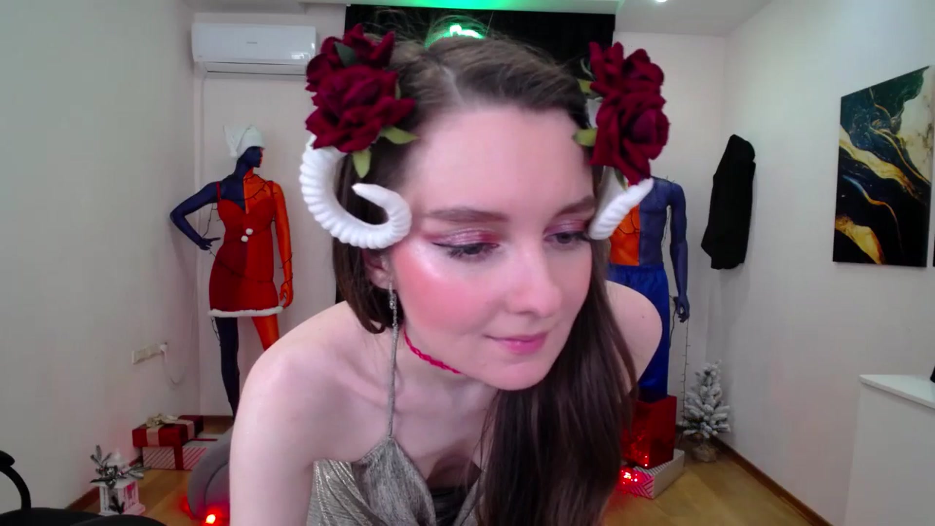 Gallery image thumbnail from Milim_Nava's myfreecams stream on, 12/25/2024, 03:34 image 18 of 20