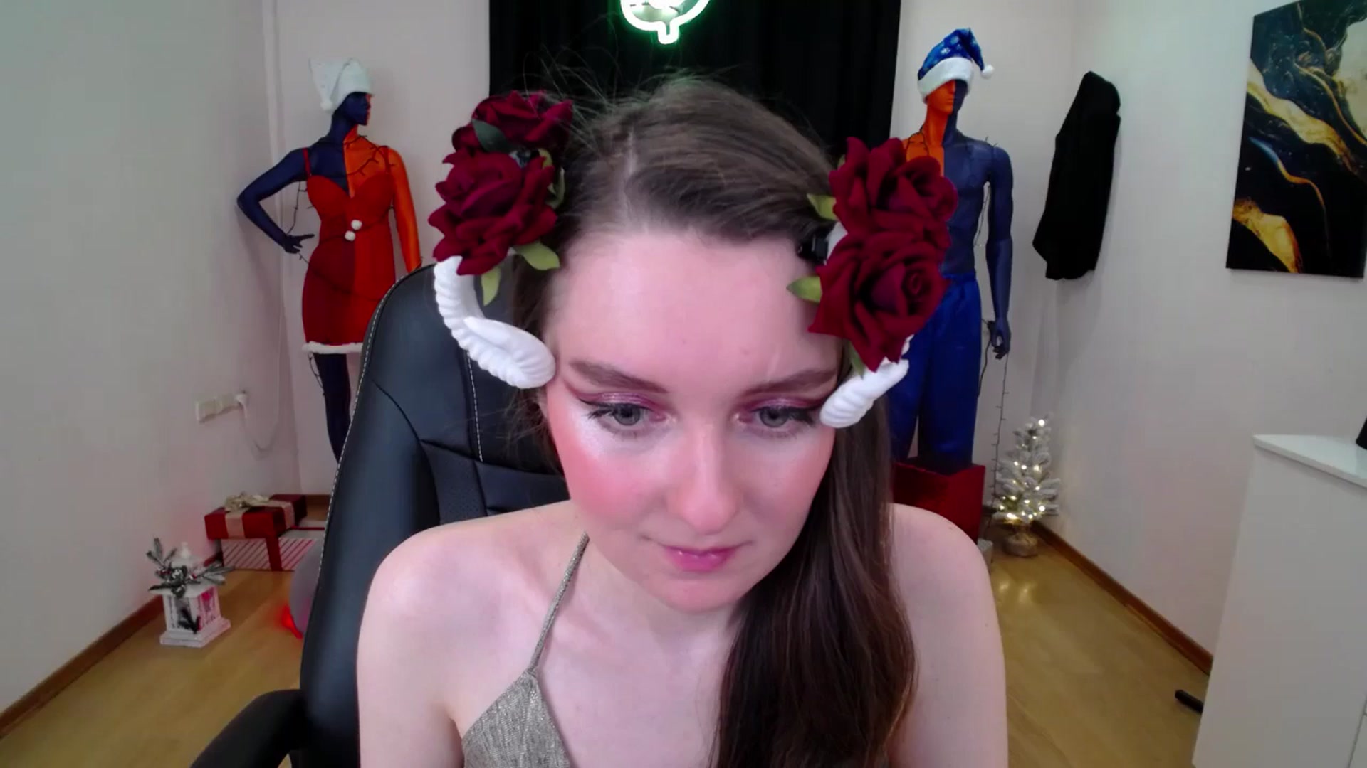 Gallery image thumbnail from Milim_Nava's myfreecams stream on, 12/25/2024, 03:34 image 13 of 20
