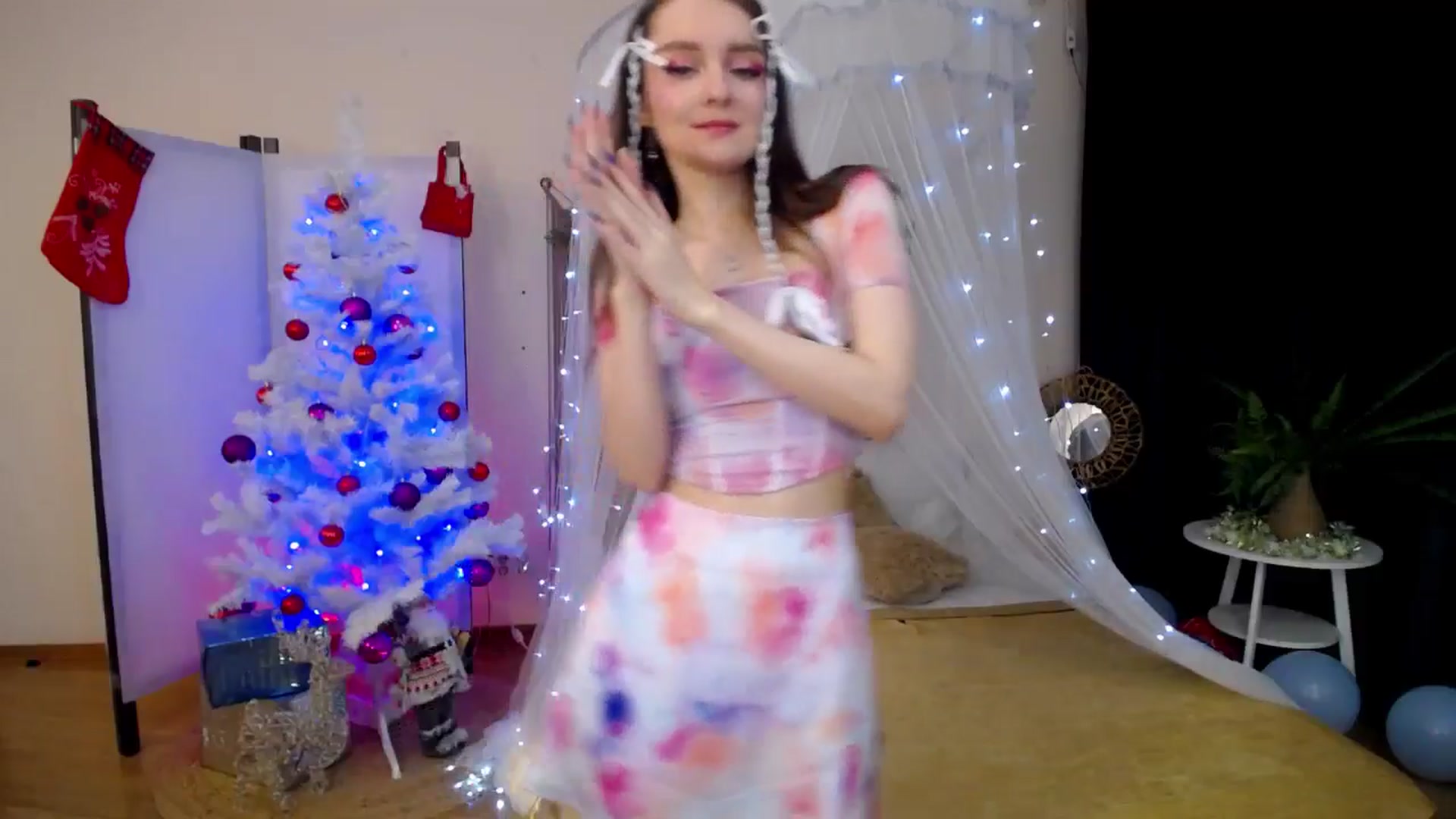 Gallery image thumbnail from Milim_Nava's myfreecams stream on, 12/25/2024, 18:53 image 6 of 20