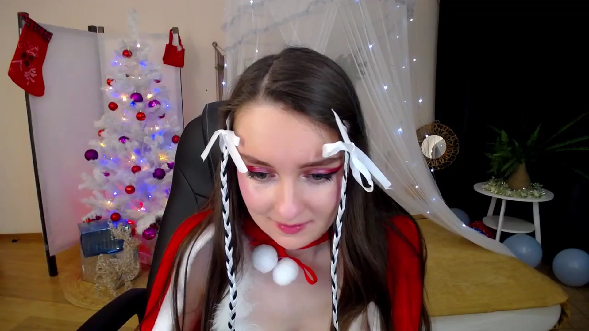 Gallery image thumbnail from Milim_Nava's myfreecams stream on, 12/25/2024, 21:09 image 13 of 20