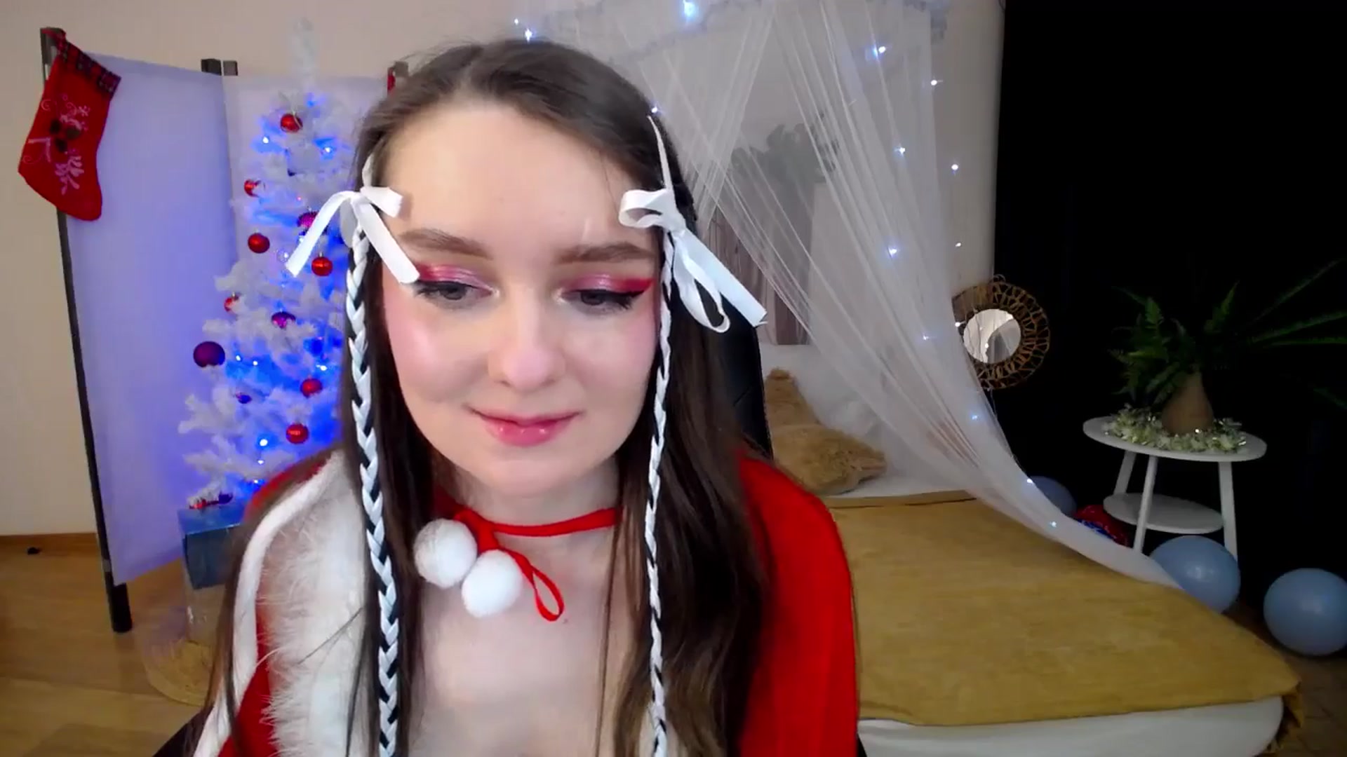 Gallery image thumbnail from Milim_Nava's myfreecams stream on, 12/25/2024, 21:09 image 17 of 20
