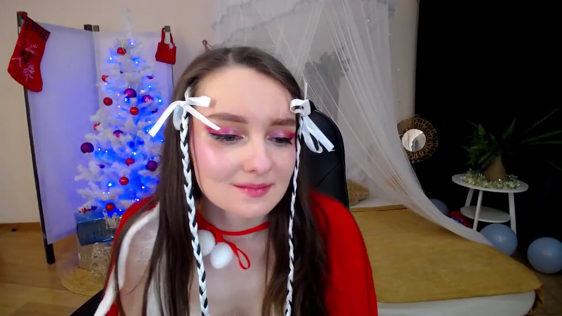 Gallery image thumbnail from Milim_Nava's myfreecams stream on, 12/25/2024, 21:09 image 15 of 20