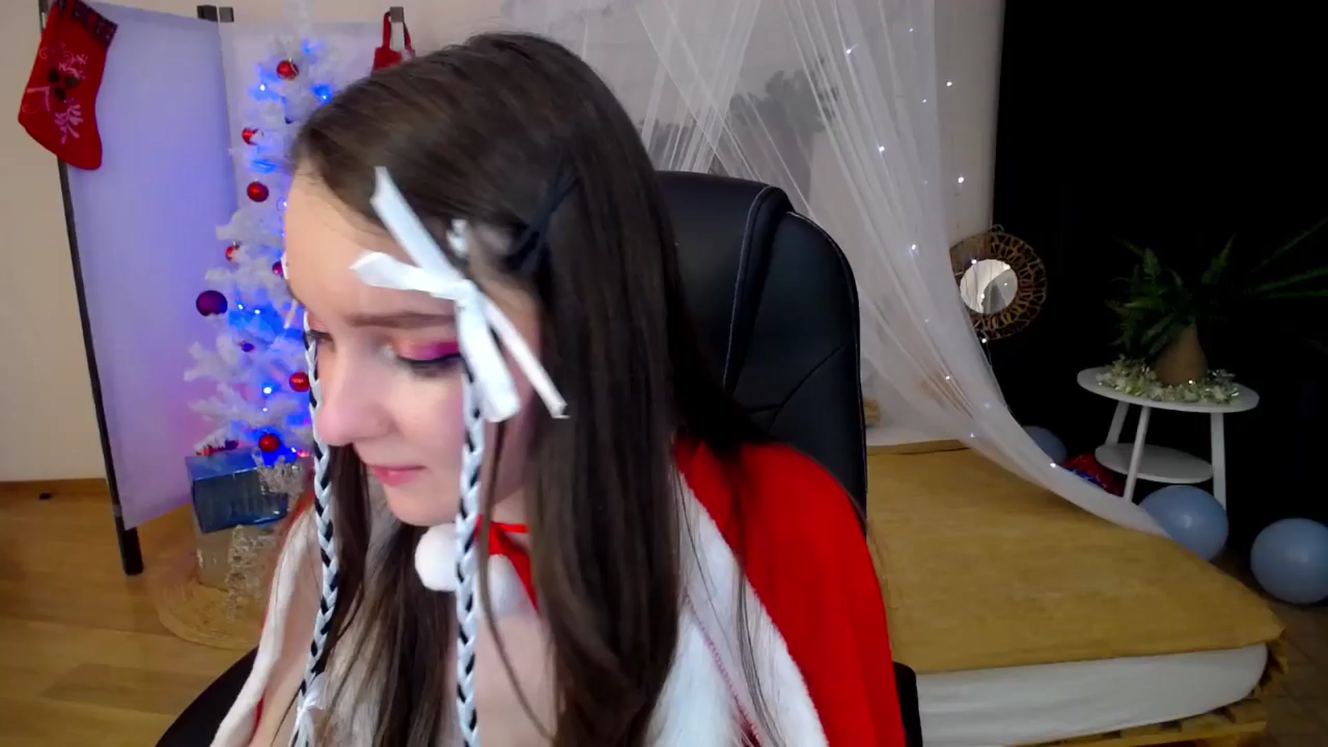 Gallery image thumbnail from Milim_Nava's myfreecams stream on, 12/25/2024, 22:01 image 1 of 20