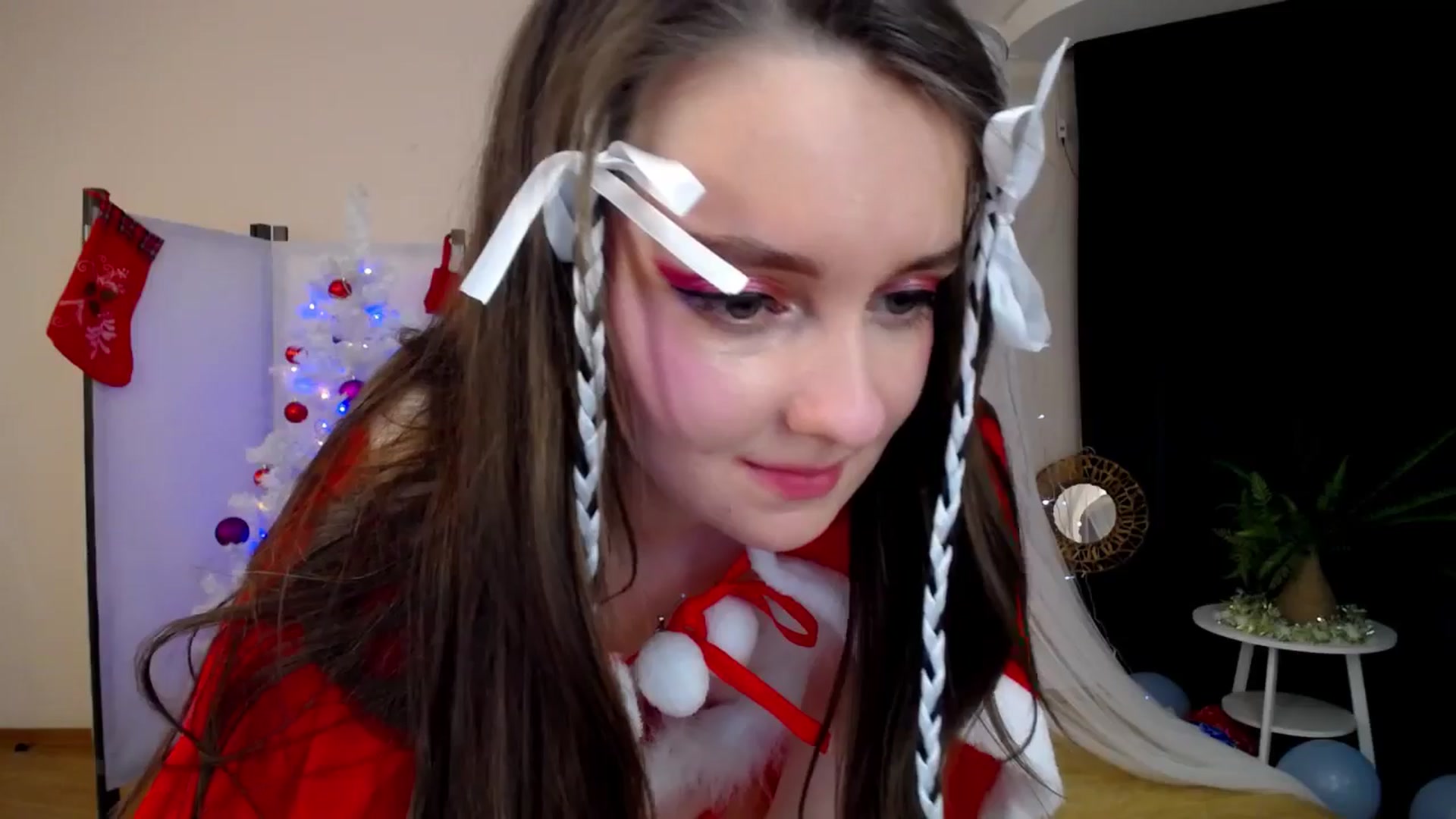 Gallery image thumbnail from Milim_Nava's myfreecams stream on, 12/25/2024, 23:20 image 14 of 20