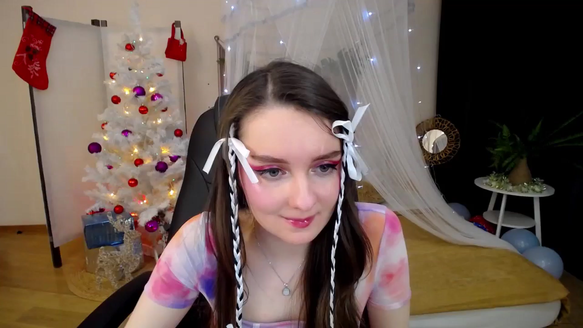 Gallery image thumbnail from Milim_Nava's myfreecams stream on, 12/26/2024, 01:17 image 10 of 20