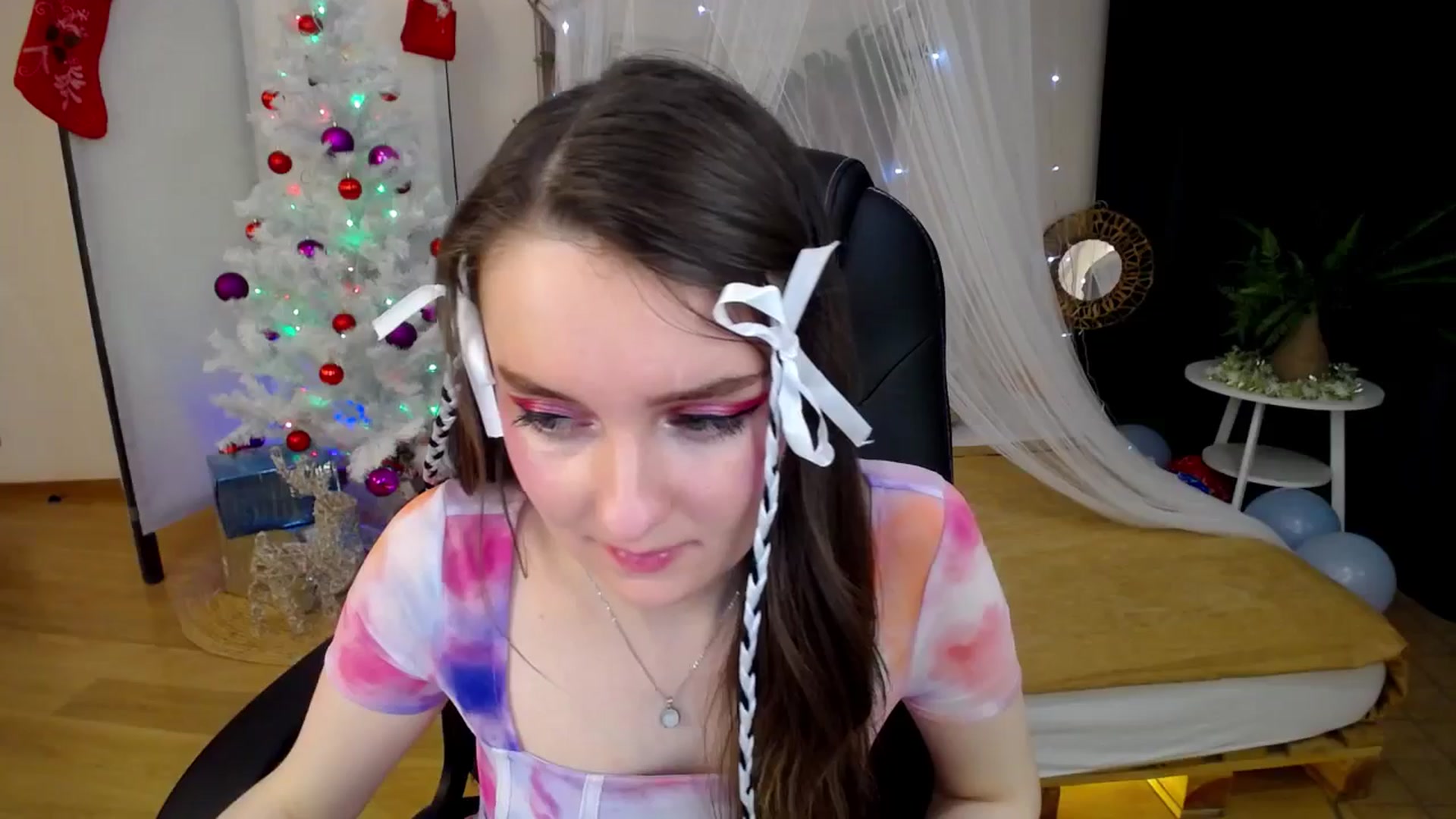 Gallery image thumbnail from Milim_Nava's myfreecams stream on, 12/26/2024, 01:17 image 19 of 20