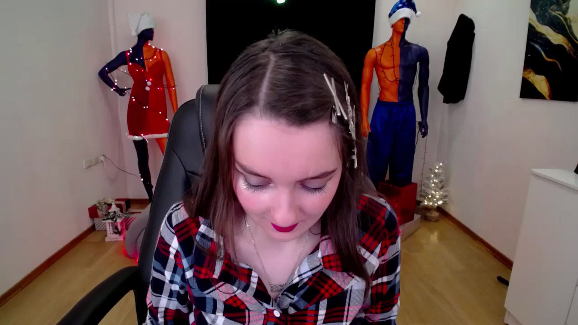 Gallery image thumbnail from Milim_Nava's myfreecams stream on, 12/26/2024, 19:04 image 12 of 20