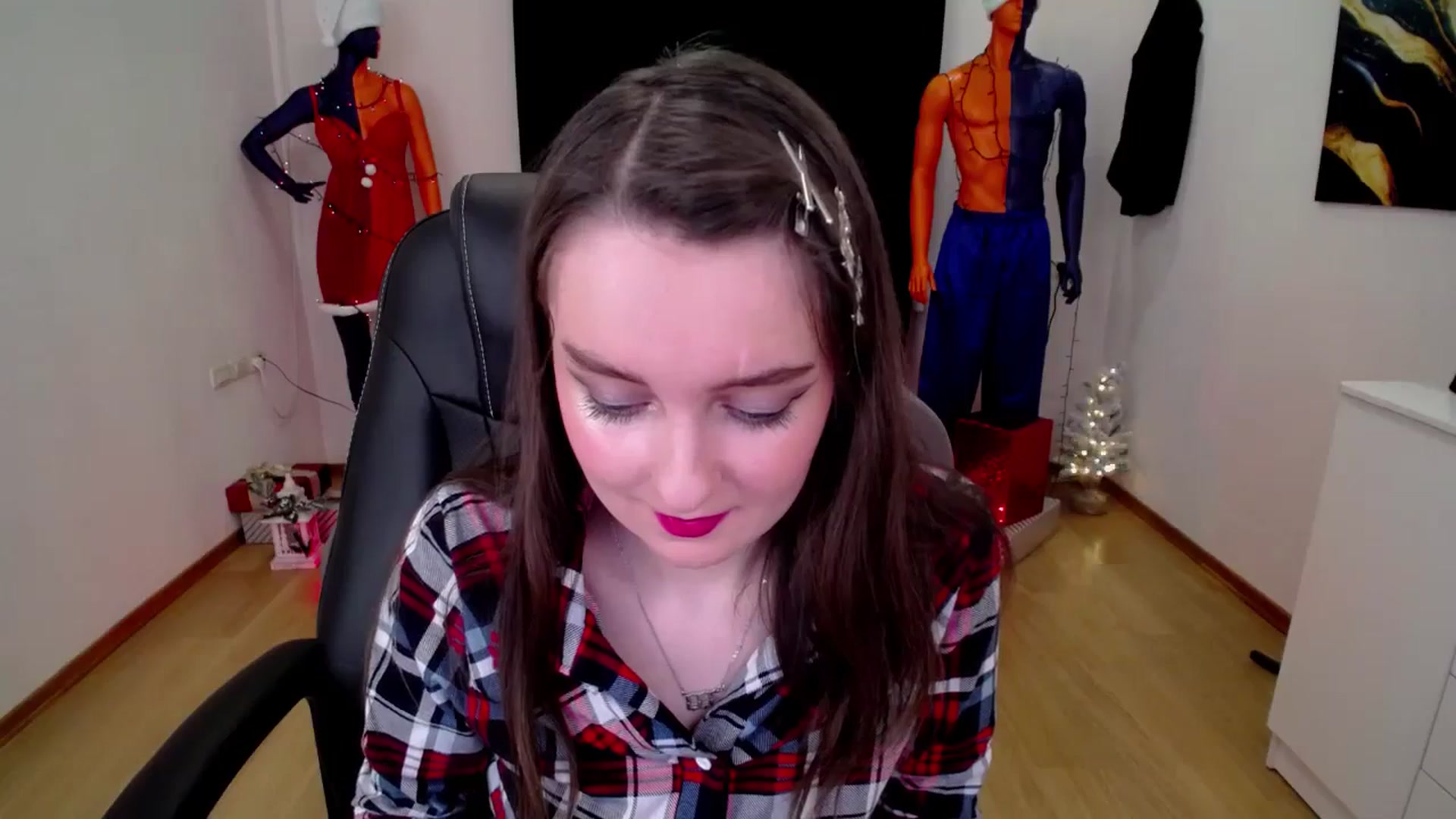 Gallery image thumbnail from Milim_Nava's myfreecams stream on, 12/26/2024, 22:34 image 11 of 20