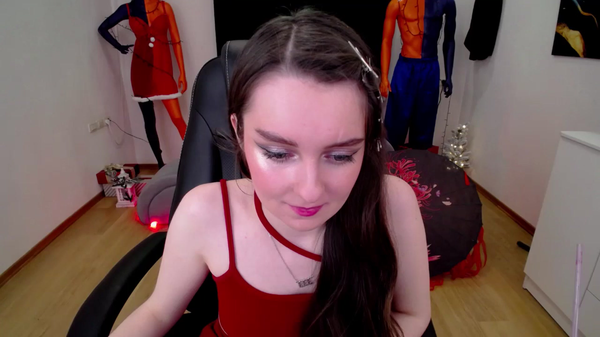 Gallery image thumbnail from Milim_Nava's myfreecams stream on, 12/27/2024, 24:40 image 16 of 20