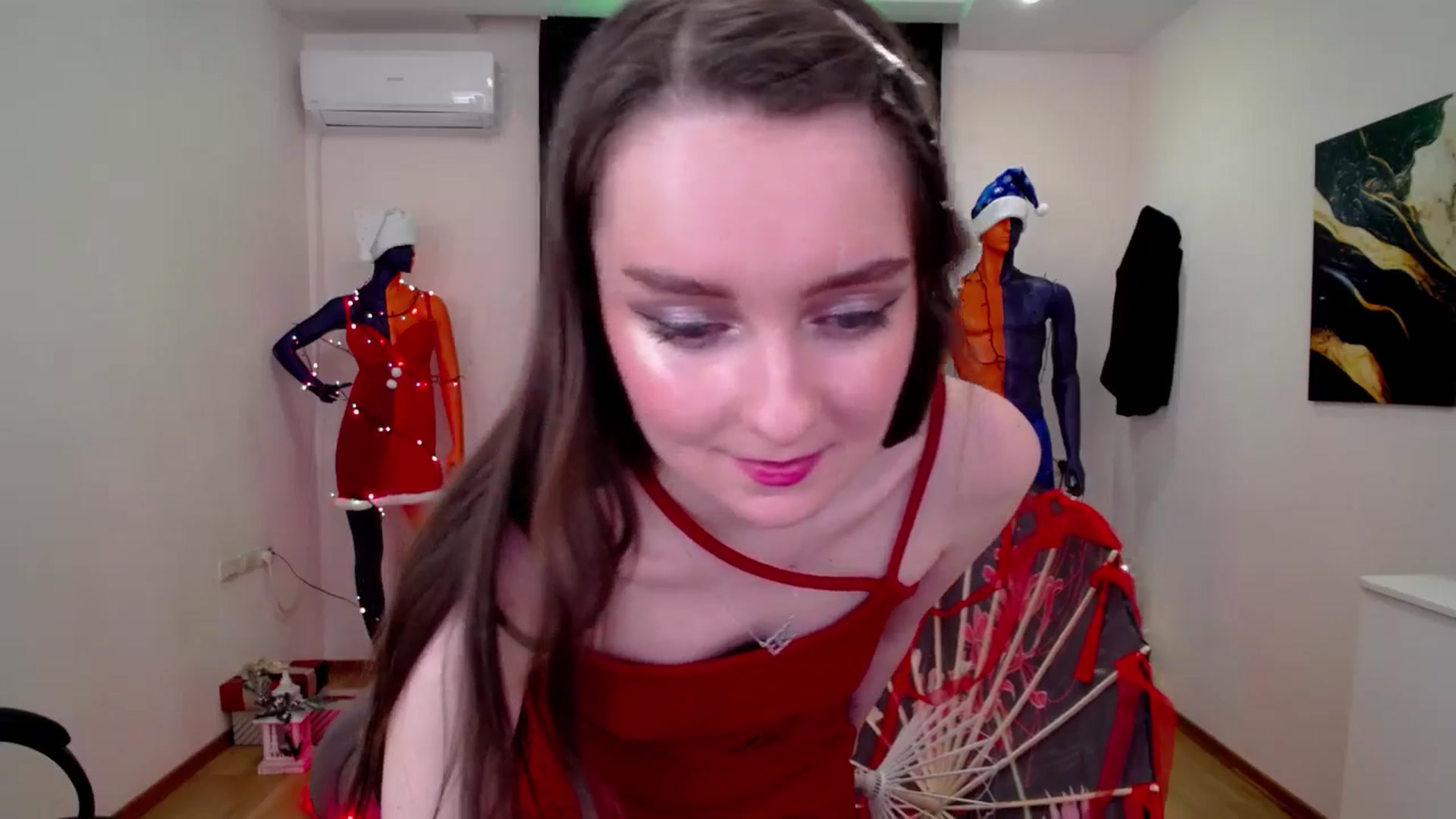 Gallery image thumbnail from Milim_Nava's myfreecams stream on, 12/27/2024, 24:40 image 10 of 20