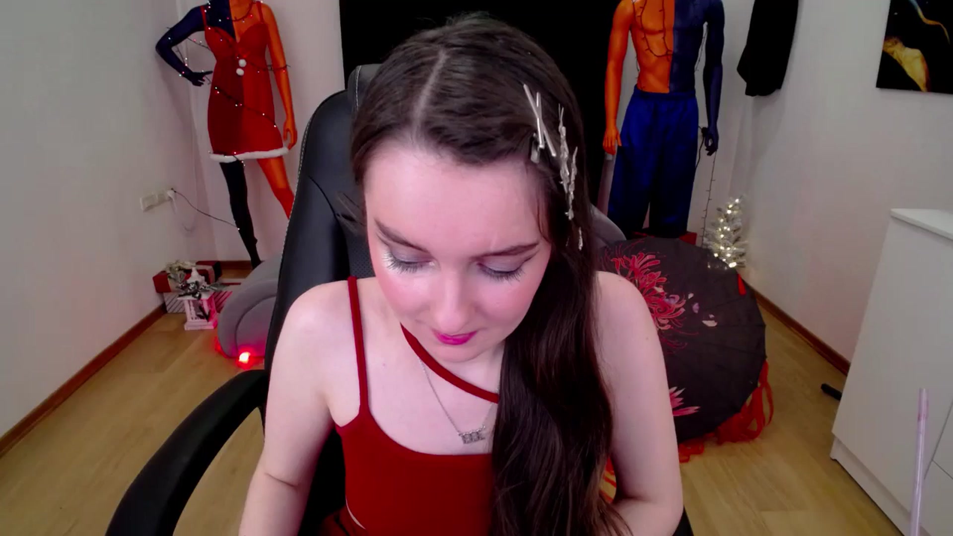 Gallery image thumbnail from Milim_Nava's myfreecams stream on, 12/27/2024, 24:40 image 14 of 20