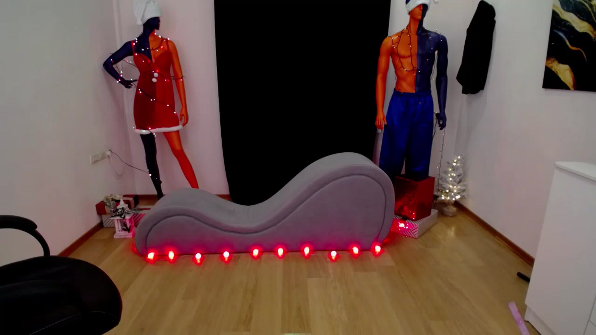 Gallery image thumbnail from Milim_Nava's myfreecams stream on, 12/27/2024, 24:40 image 3 of 20