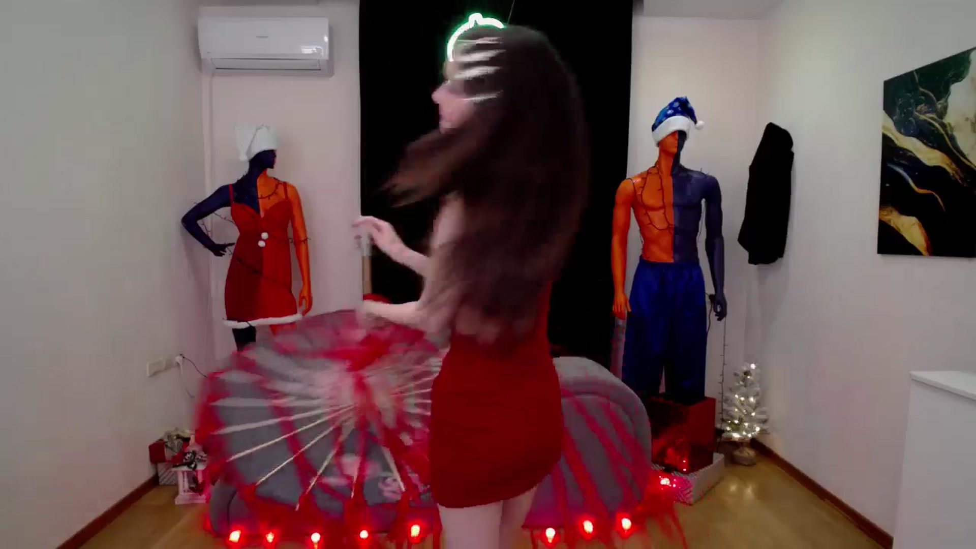 Gallery image thumbnail from Milim_Nava's myfreecams stream on, 12/27/2024, 01:04 image 9 of 20