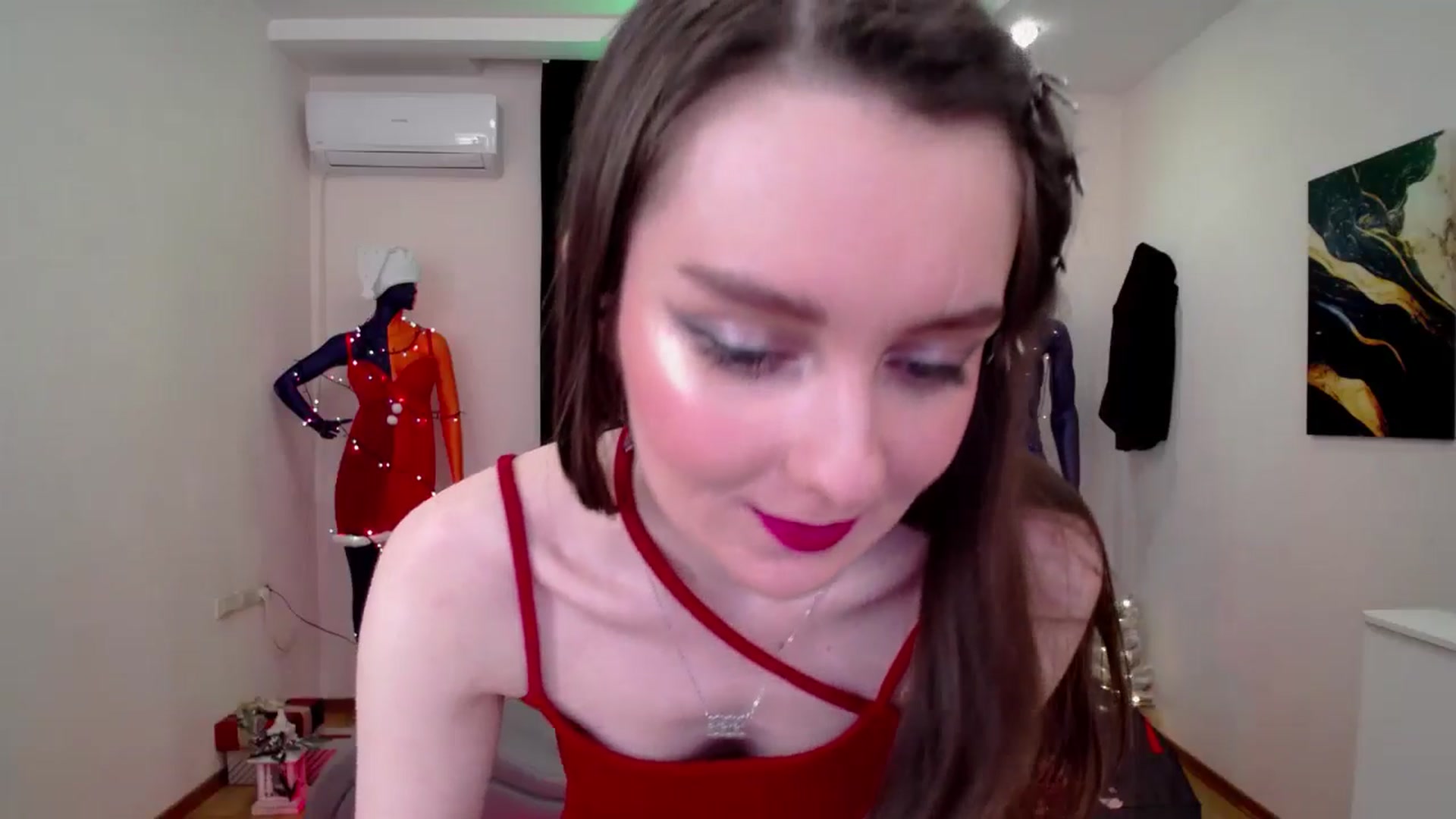 Gallery image thumbnail from Milim_Nava's myfreecams stream on, 12/27/2024, 01:04 image 4 of 20