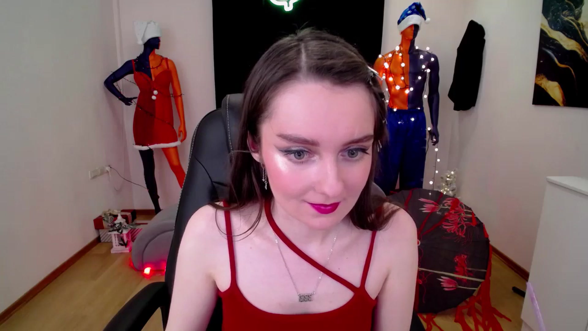 Gallery image thumbnail from Milim_Nava's myfreecams stream on, 12/27/2024, 02:04 image 17 of 20