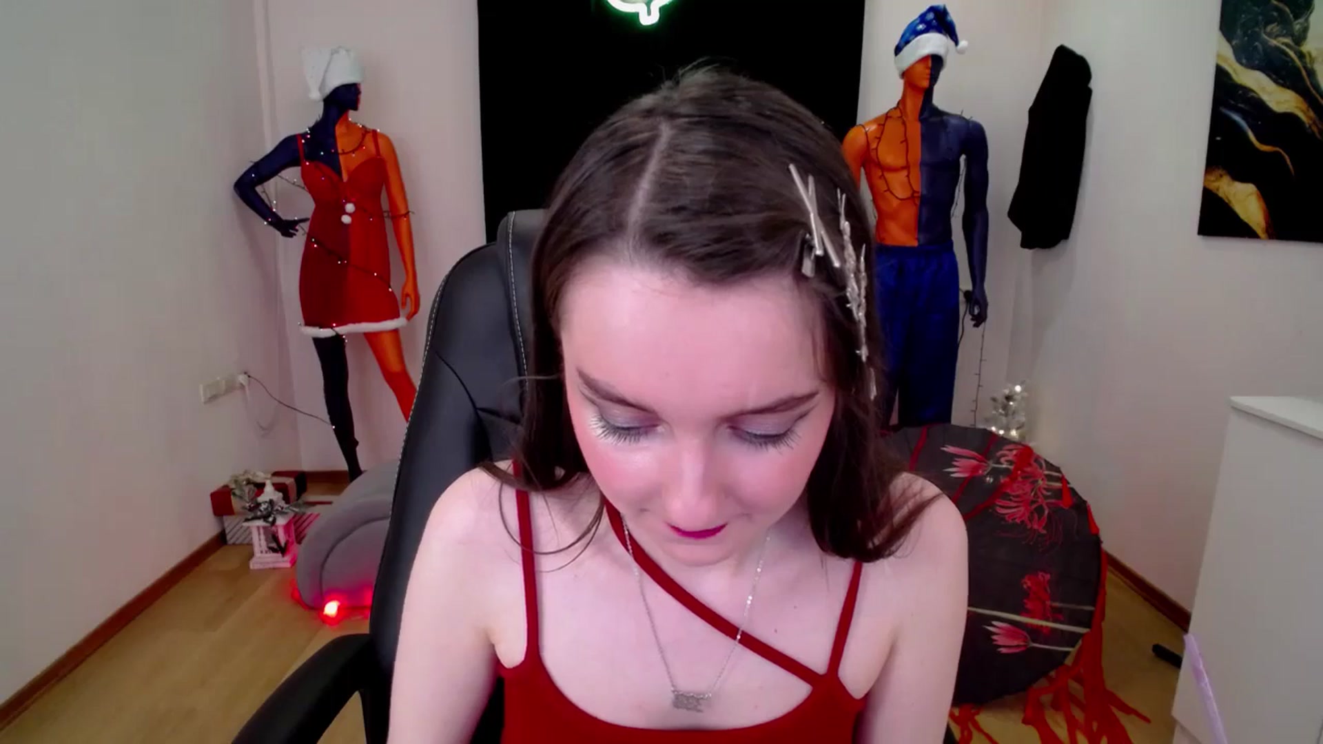 Gallery image thumbnail from Milim_Nava's myfreecams stream on, 12/27/2024, 02:04 image 19 of 20