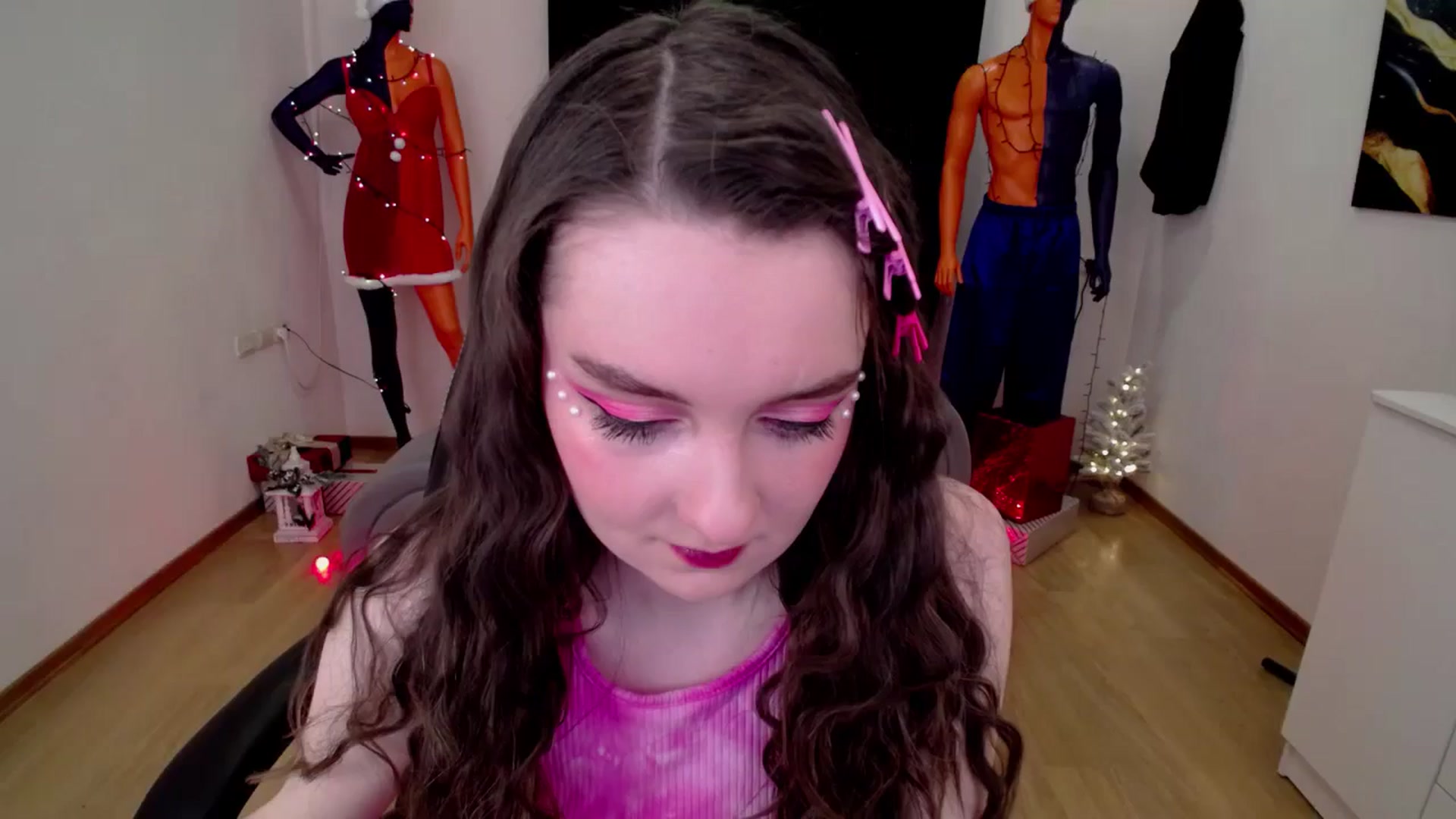 Gallery image thumbnail from Milim_Nava's myfreecams stream on, 12/27/2024, 20:53 image 14 of 20