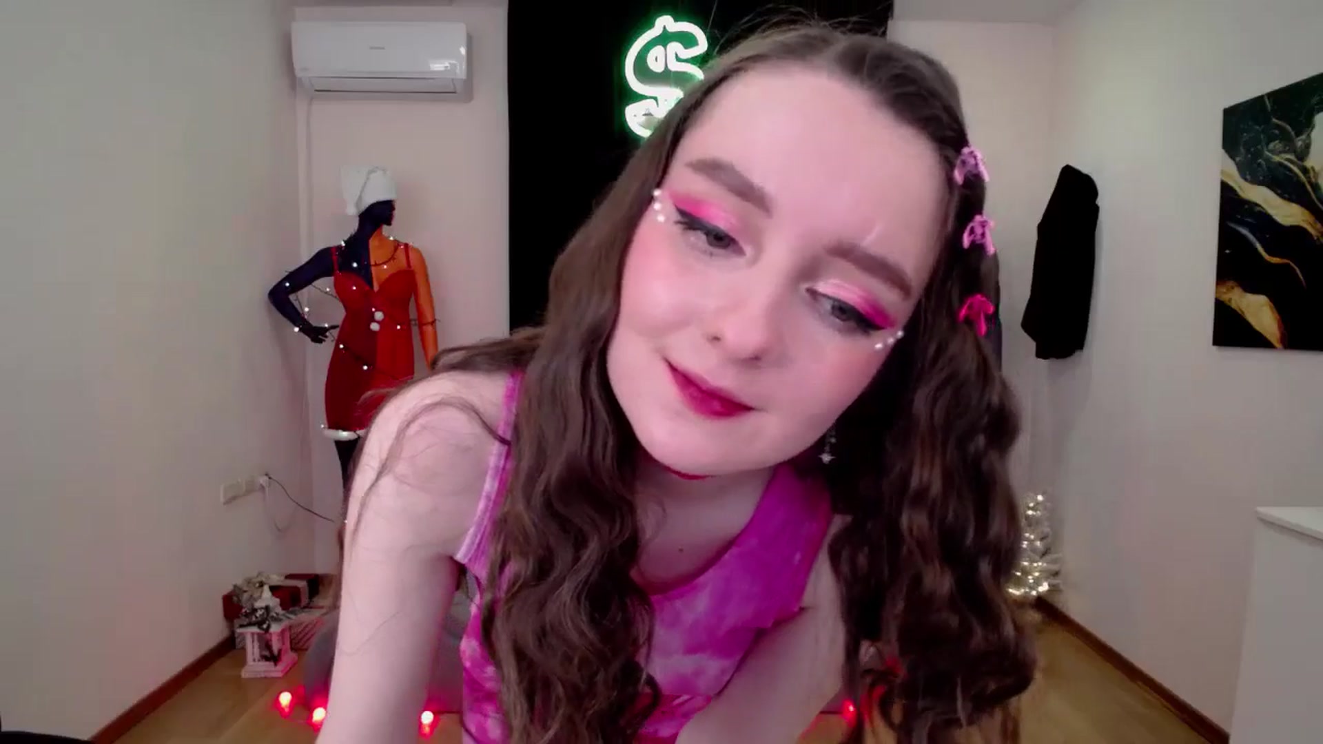Gallery image thumbnail from Milim_Nava's myfreecams stream on, 12/27/2024, 20:53 image 6 of 20
