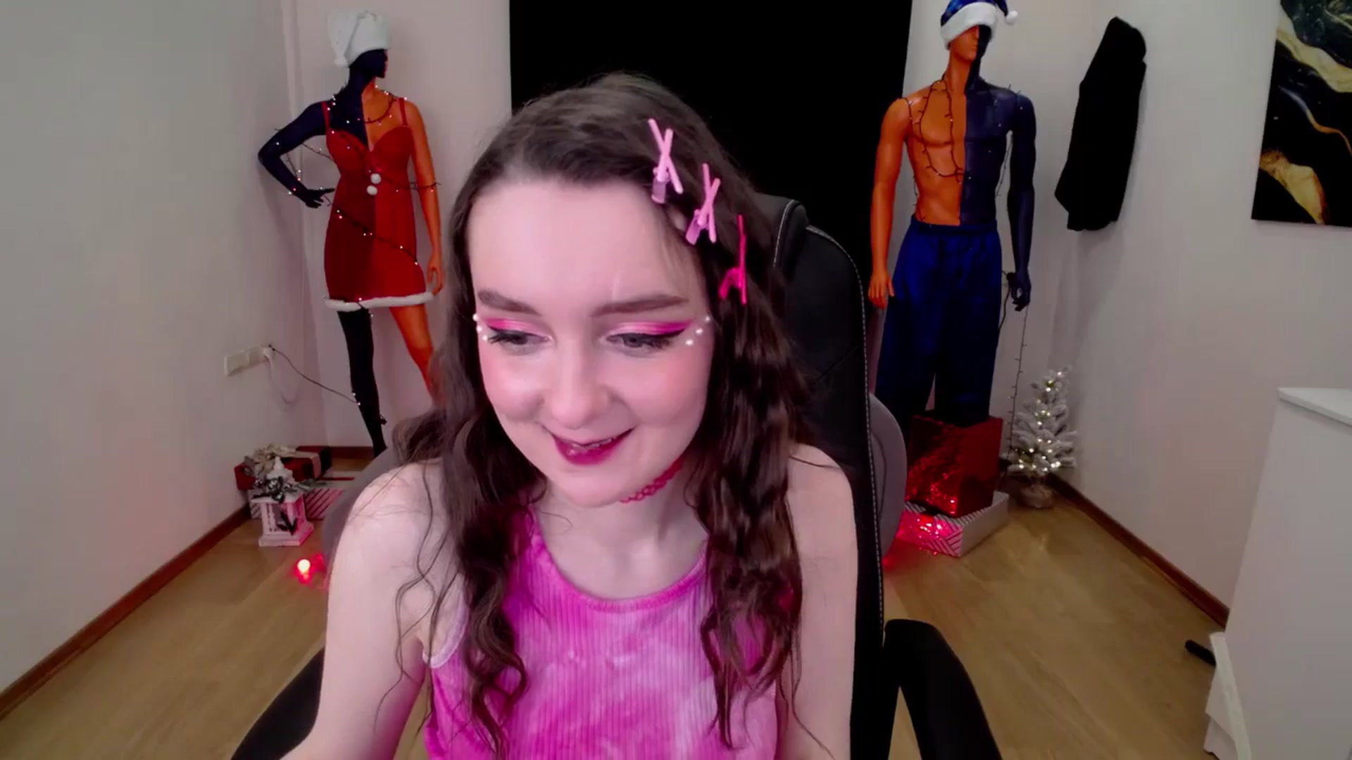 Gallery image thumbnail from Milim_Nava's myfreecams stream on, 12/27/2024, 20:53 image 18 of 20