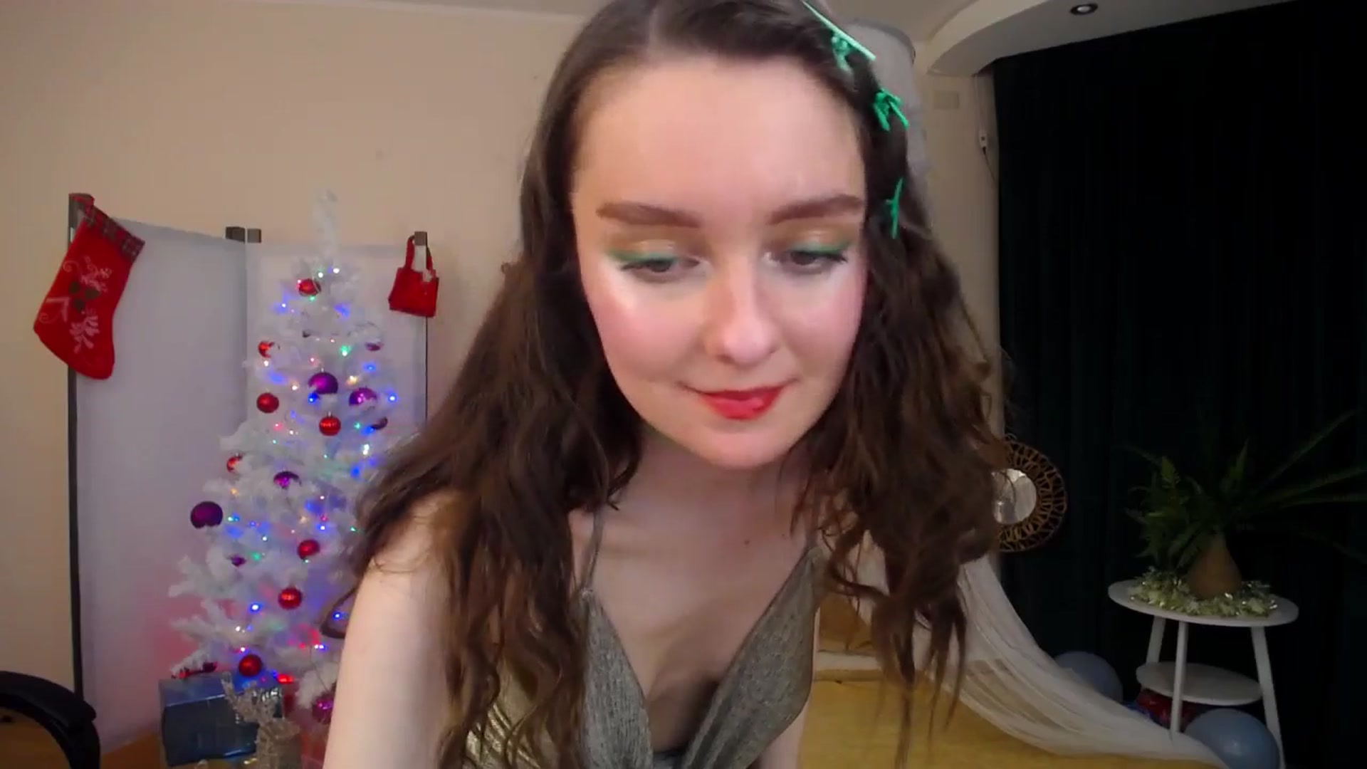 Gallery image thumbnail from Milim_Nava's myfreecams stream on, 12/28/2024, 17:11 image 3 of 20