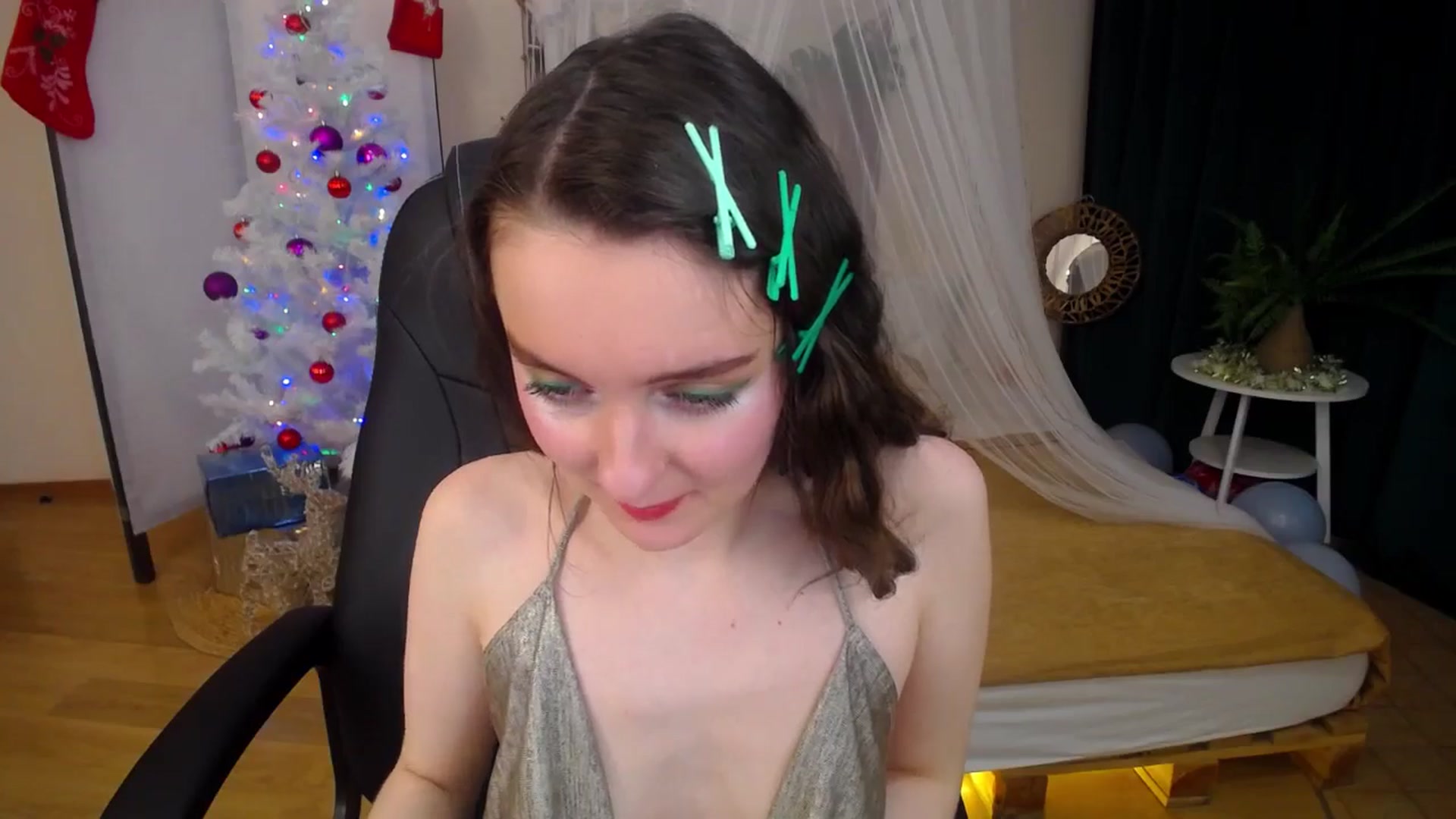 Gallery image thumbnail from Milim_Nava's myfreecams stream on, 12/28/2024, 17:11 image 19 of 20