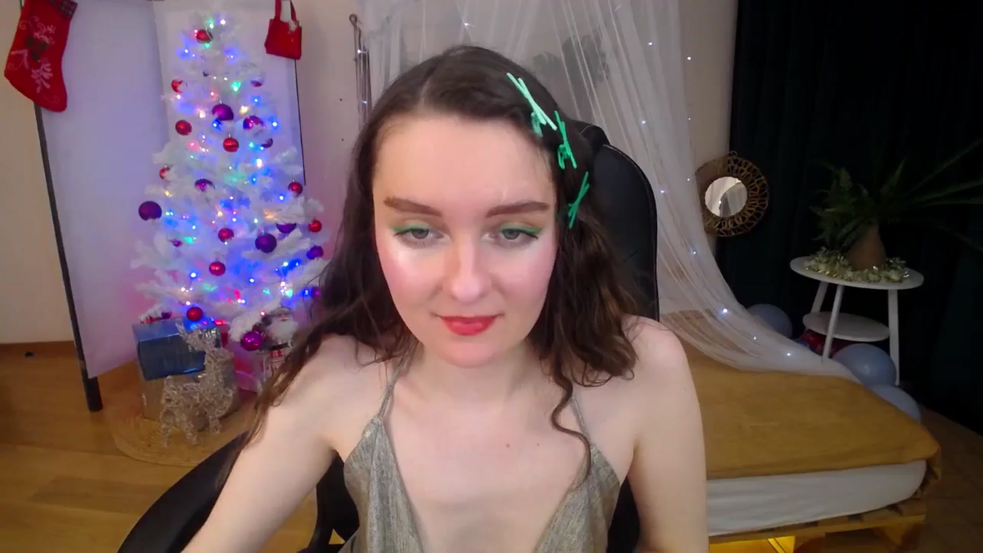 Gallery image thumbnail from Milim_Nava's myfreecams stream on, 12/28/2024, 17:11 image 8 of 20