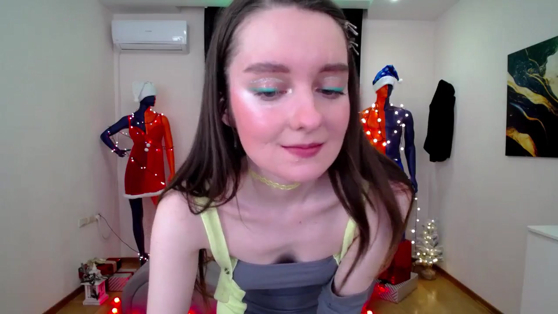 Gallery image thumbnail from Milim_Nava's myfreecams stream on, 12/29/2024, 10:52 image 4 of 20