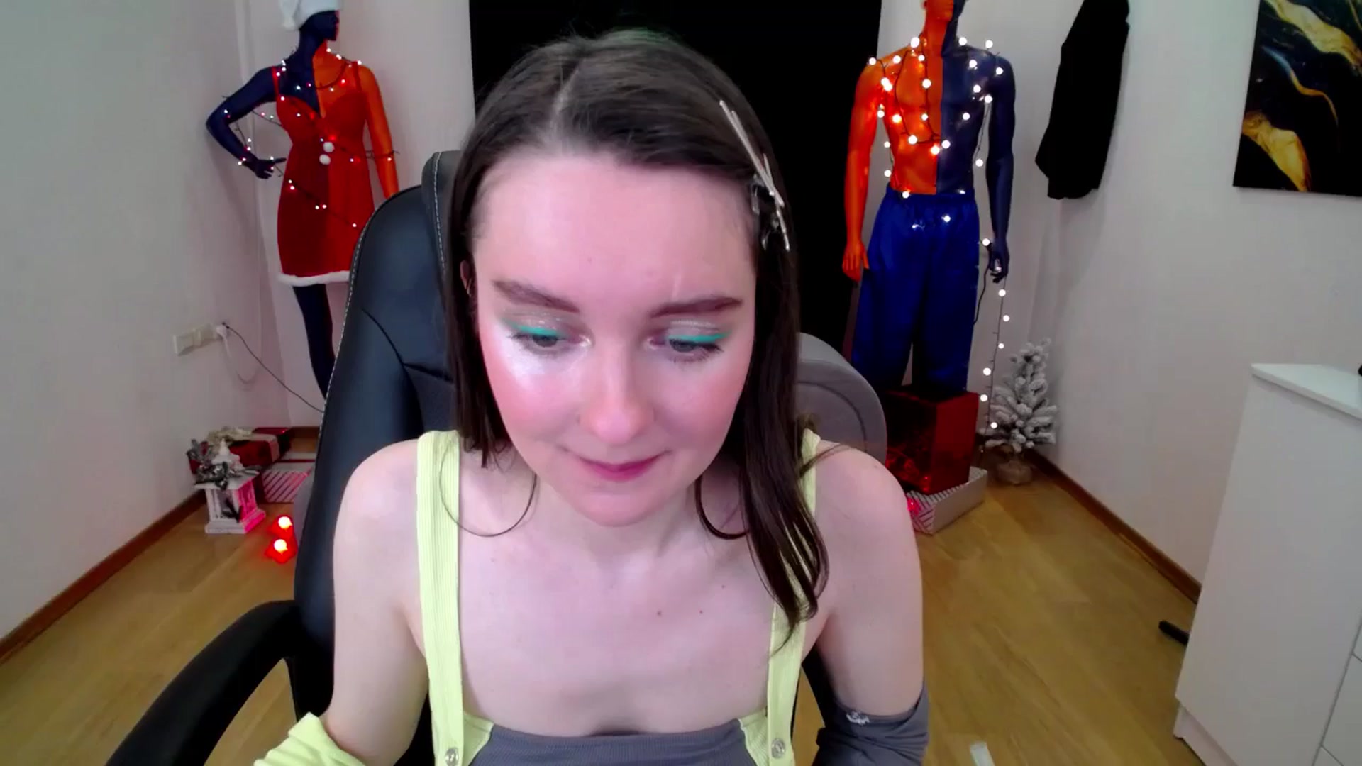 Gallery image thumbnail from Milim_Nava's myfreecams stream on, 12/29/2024, 12:07 image 14 of 20