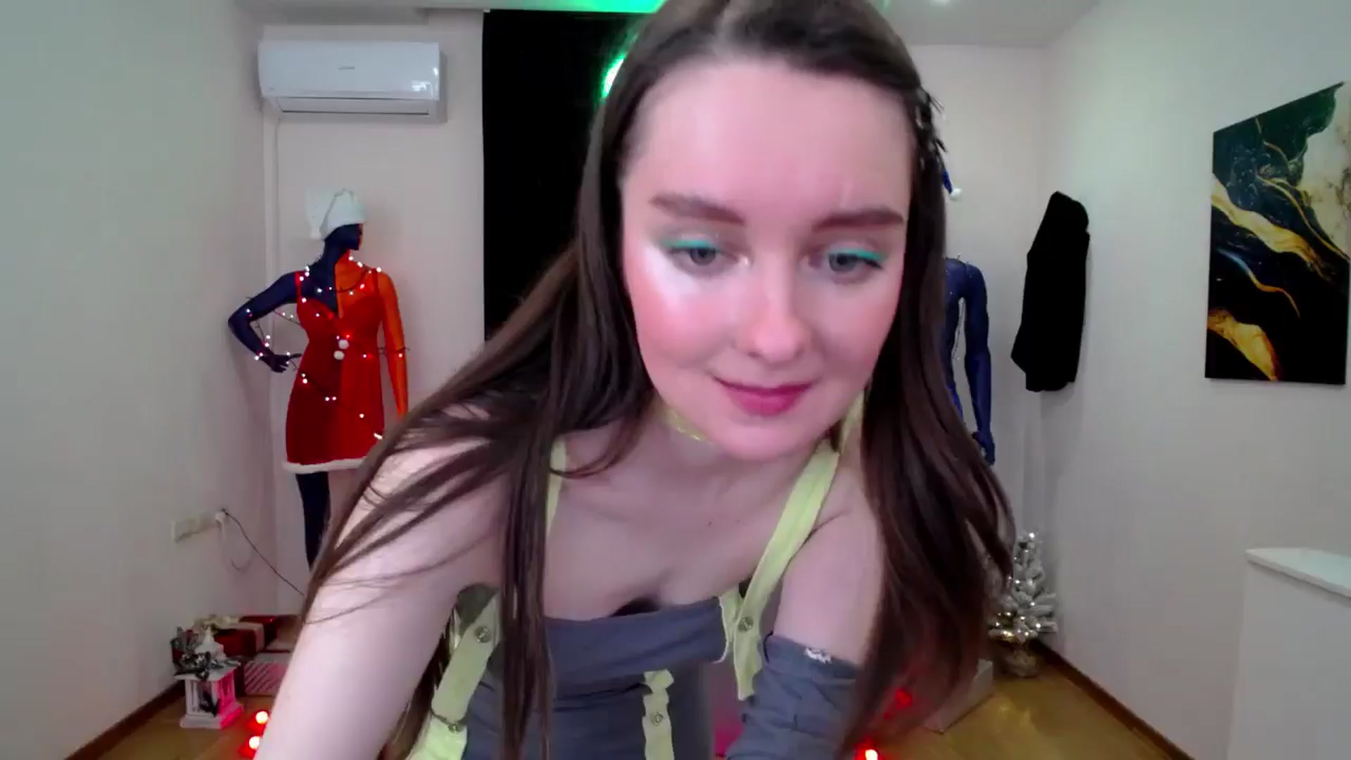 Gallery image thumbnail from Milim_Nava's myfreecams stream on, 12/29/2024, 12:07 image 11 of 20