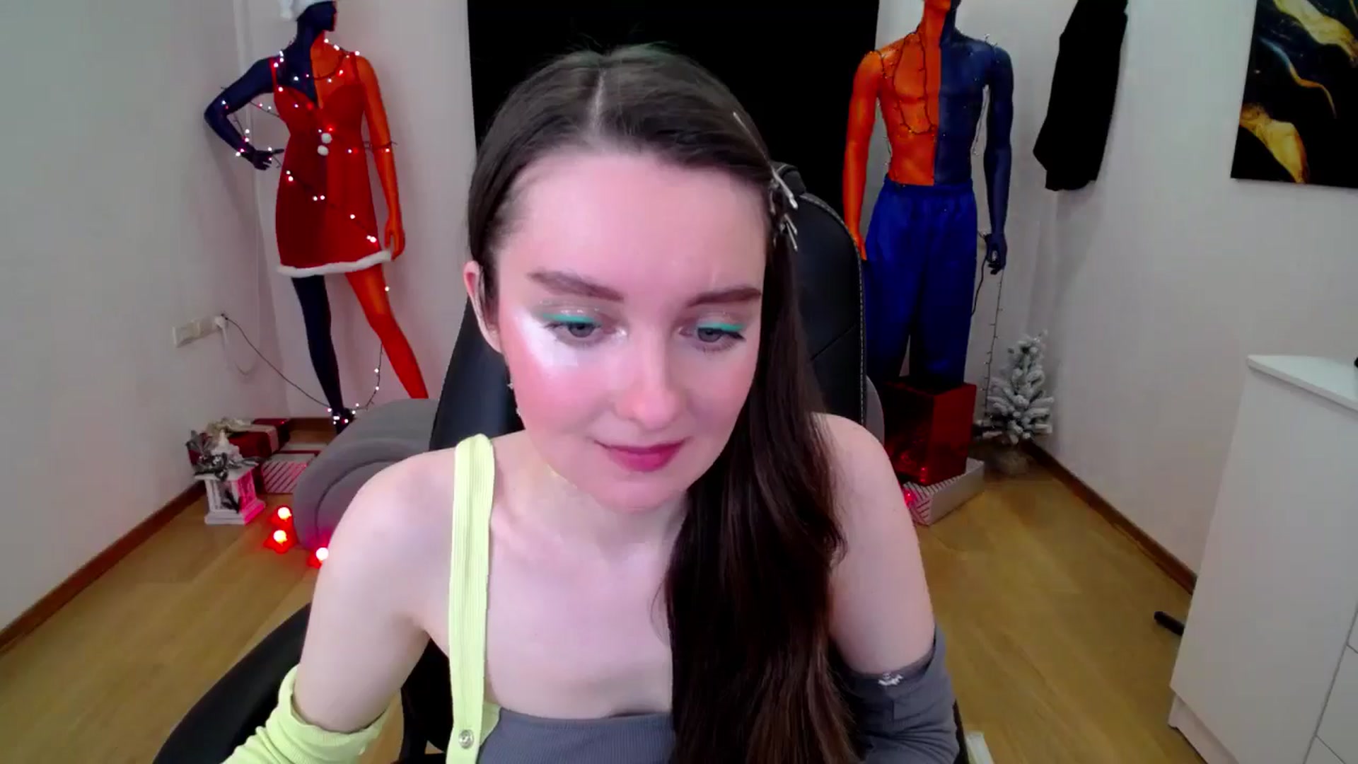 Gallery image thumbnail from Milim_Nava's myfreecams stream on, 12/29/2024, 12:07 image 10 of 20
