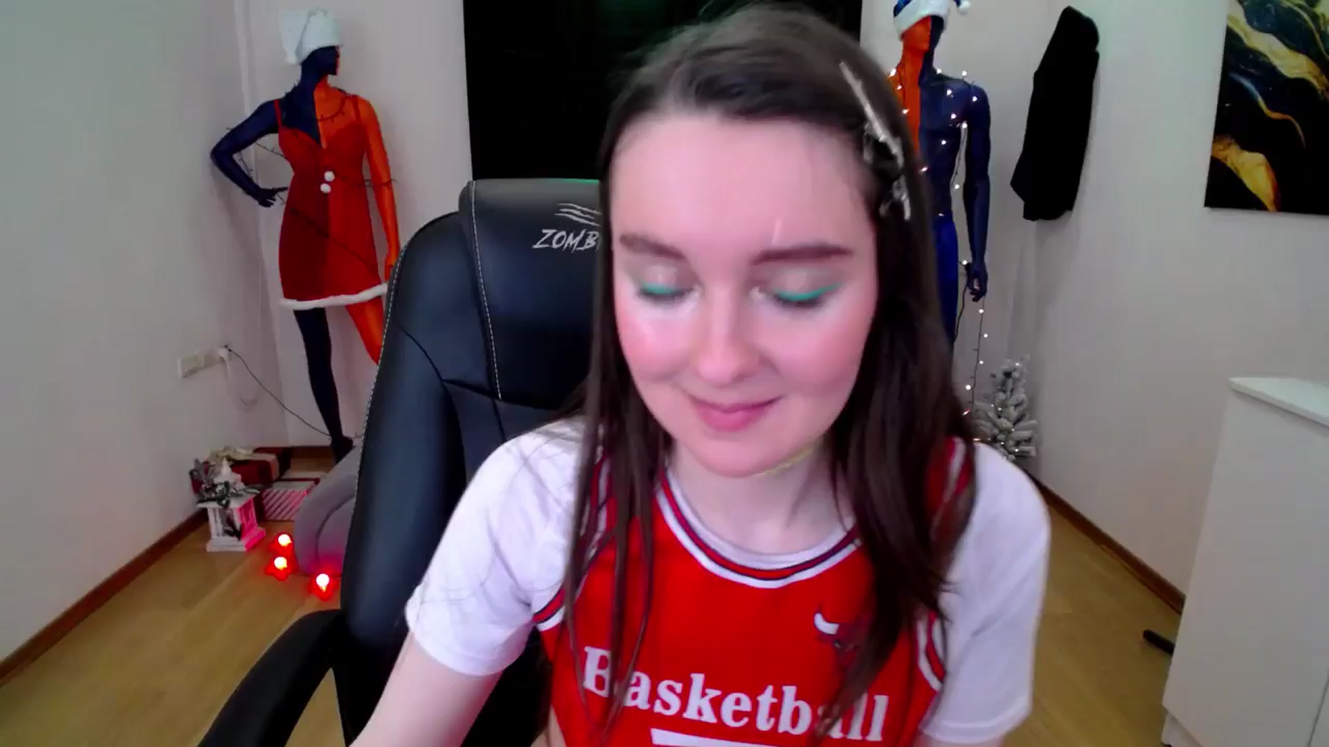 Gallery image thumbnail from Milim_Nava's myfreecams stream on, 12/29/2024, 15:40 image 10 of 20