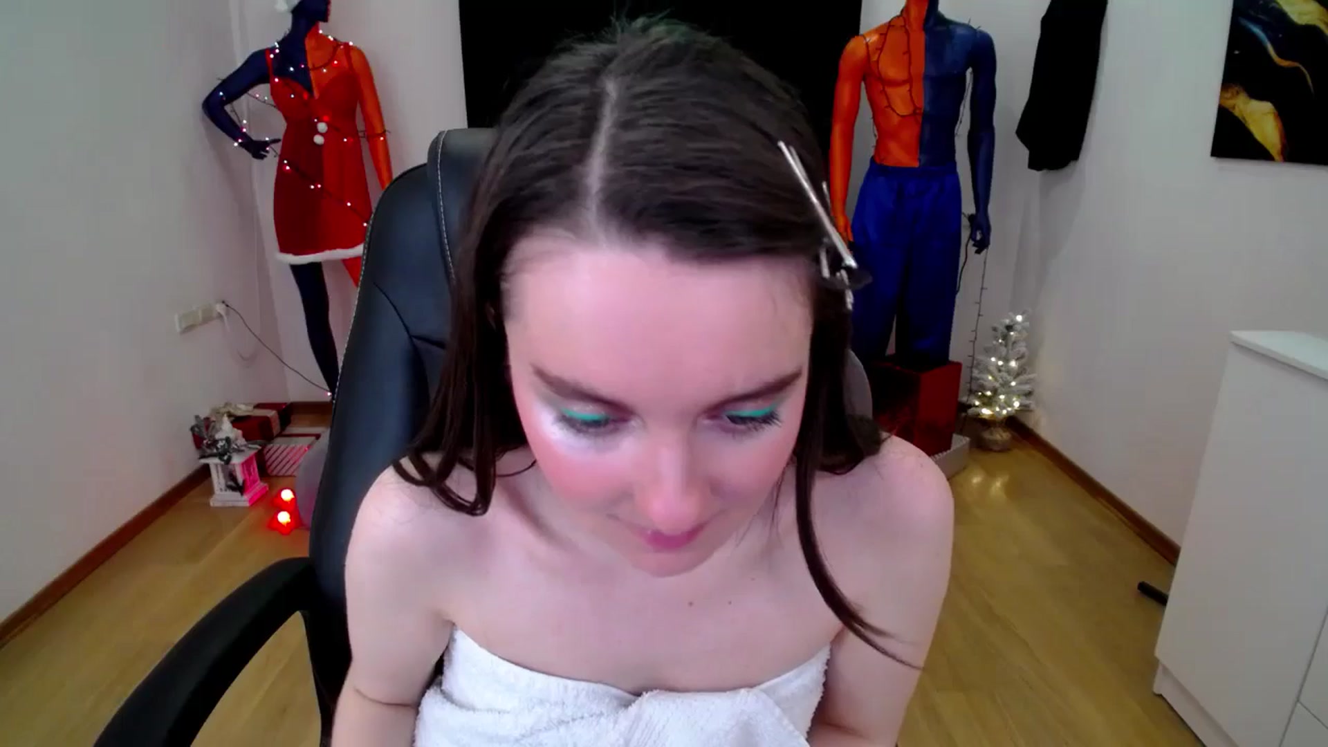 Gallery image thumbnail from Milim_Nava's myfreecams stream on, 12/29/2024, 18:11 image 11 of 20