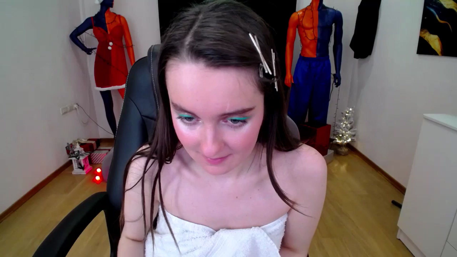 Gallery image thumbnail from Milim_Nava's myfreecams stream on, 12/29/2024, 18:11 image 10 of 20