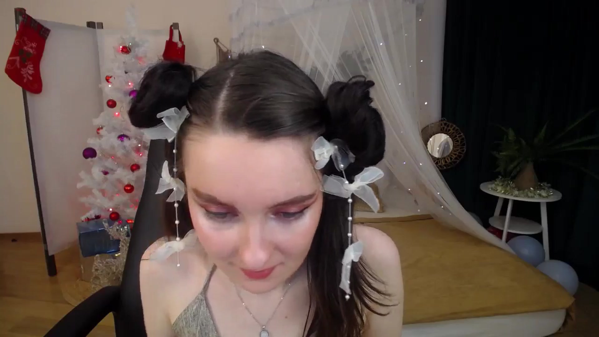 Gallery image thumbnail from Milim_Nava's myfreecams stream on, 12/30/2024, 08:36 image 18 of 20