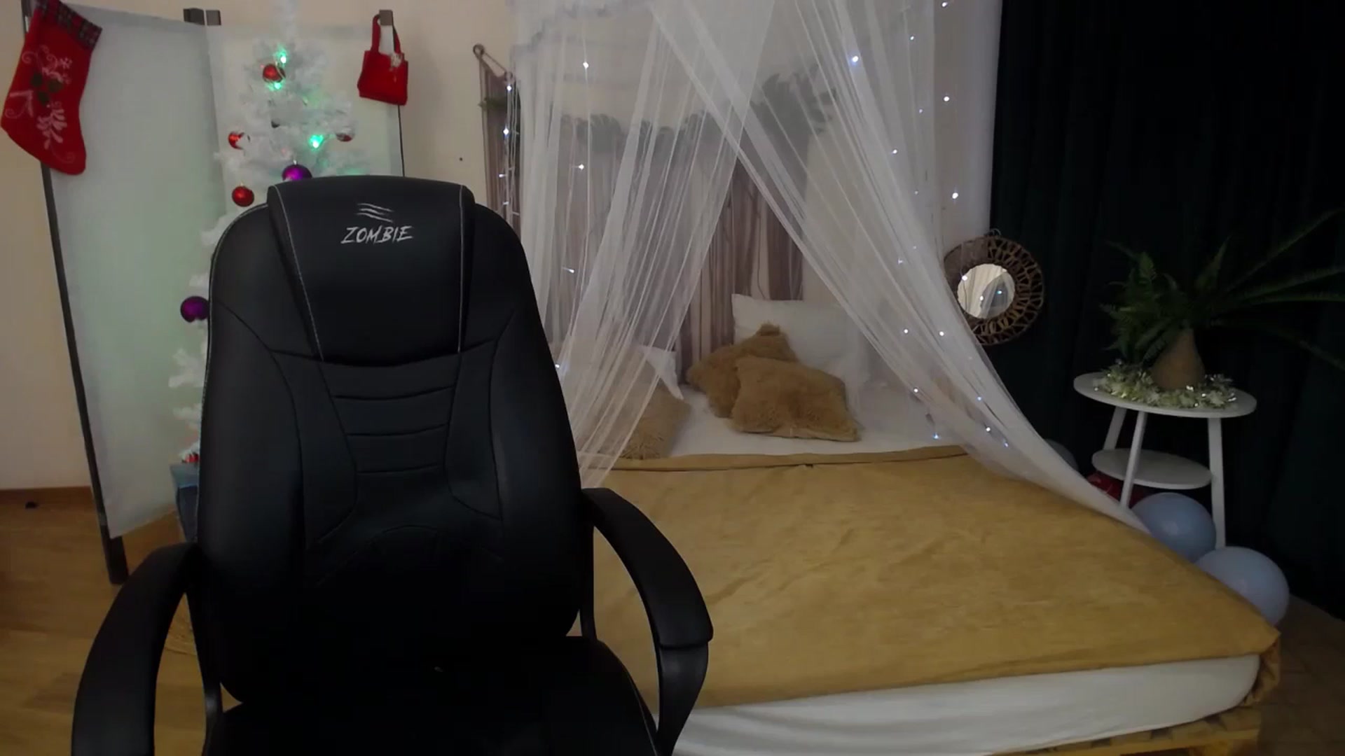 Gallery image thumbnail from Milim_Nava's myfreecams stream on, 12/30/2024, 10:47 image 14 of 20
