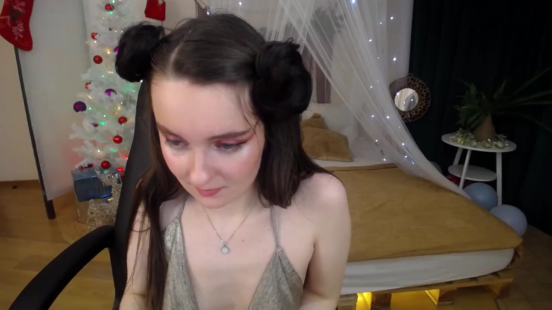 Gallery image thumbnail from Milim_Nava's myfreecams stream on, 12/30/2024, 10:47 image 4 of 20
