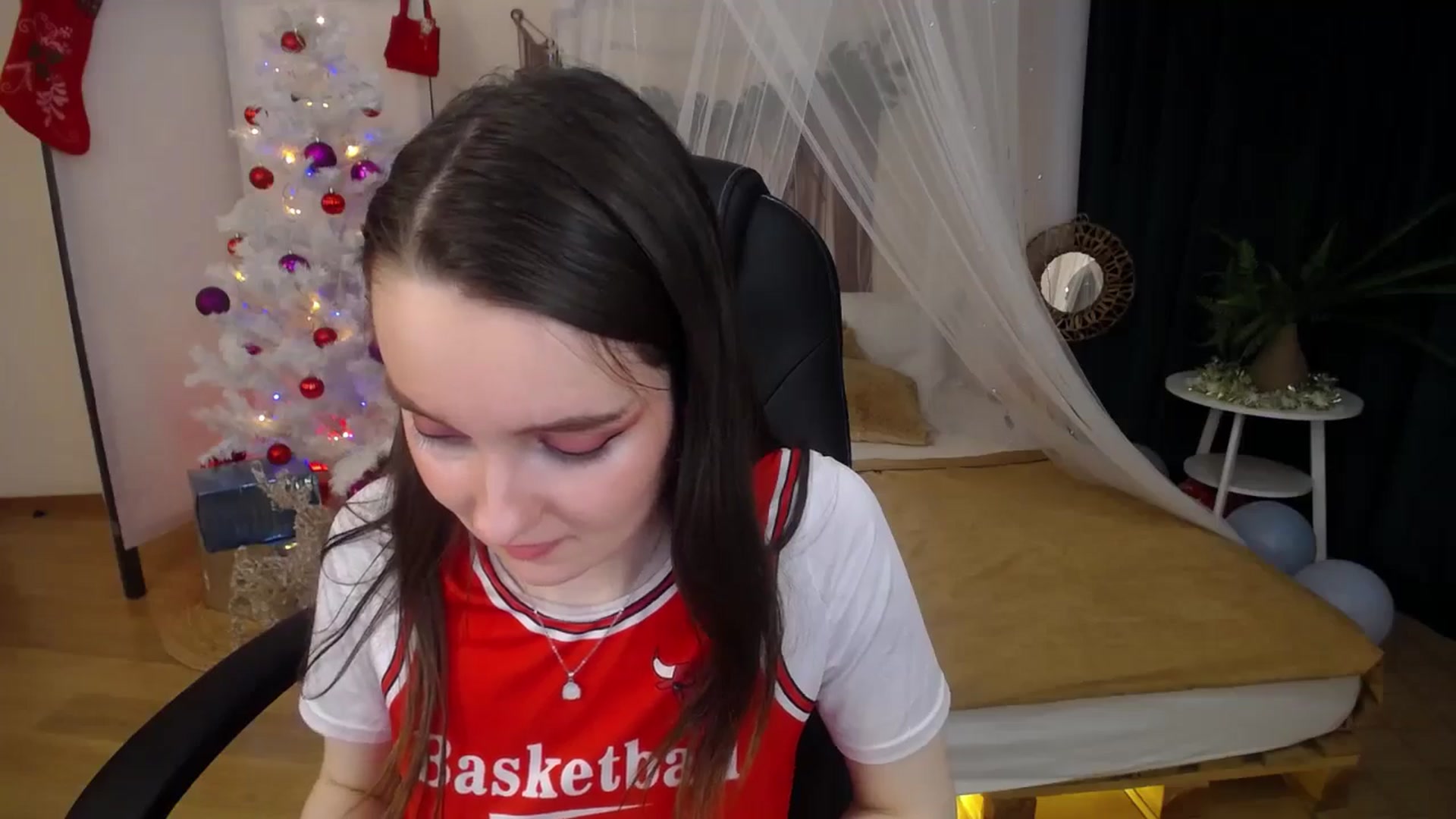 Gallery image thumbnail from Milim_Nava's myfreecams stream on, 12/30/2024, 10:47 image 16 of 20